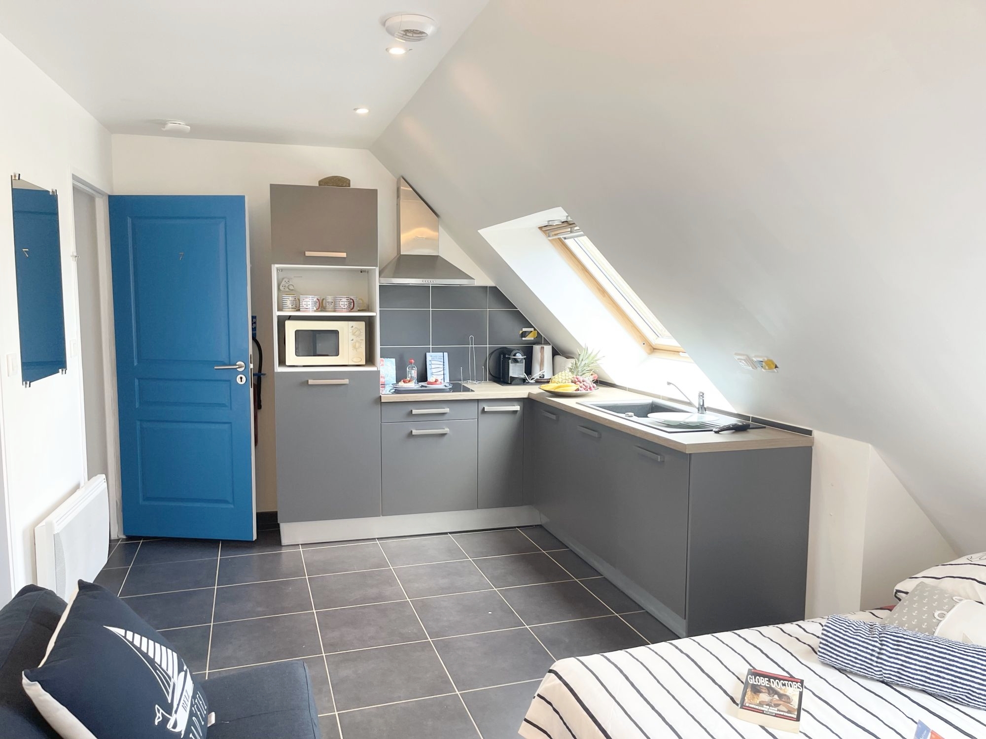 French property for sale in Étel, Morbihan - €1,289,600 - photo 