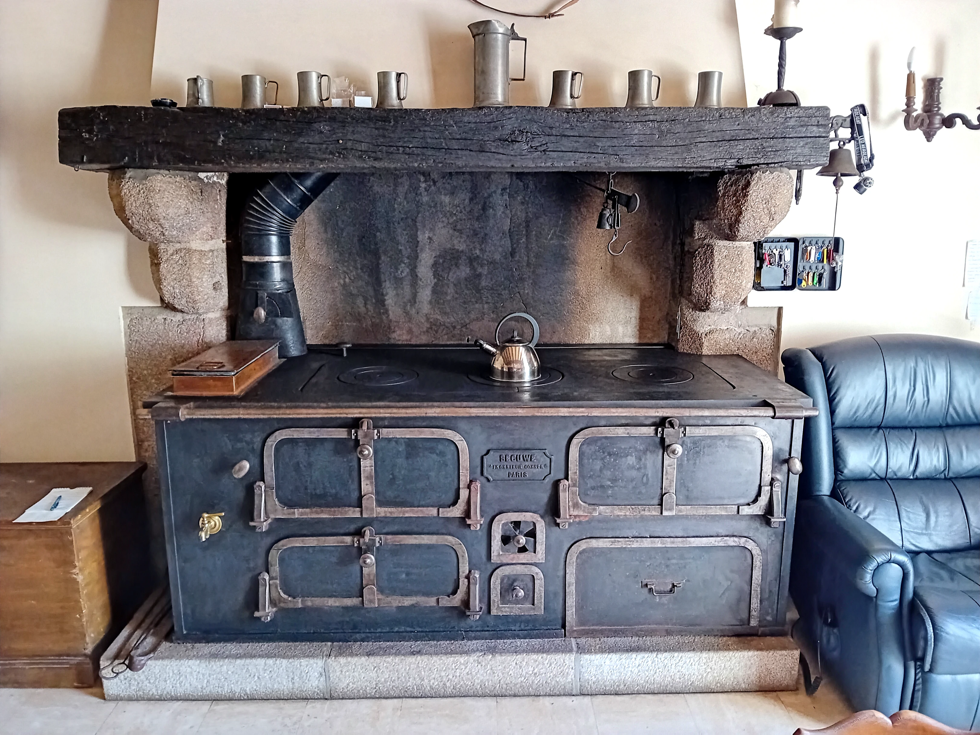 French property for sale in Geay, Deux-Sèvres - €1,170,212 - photo 