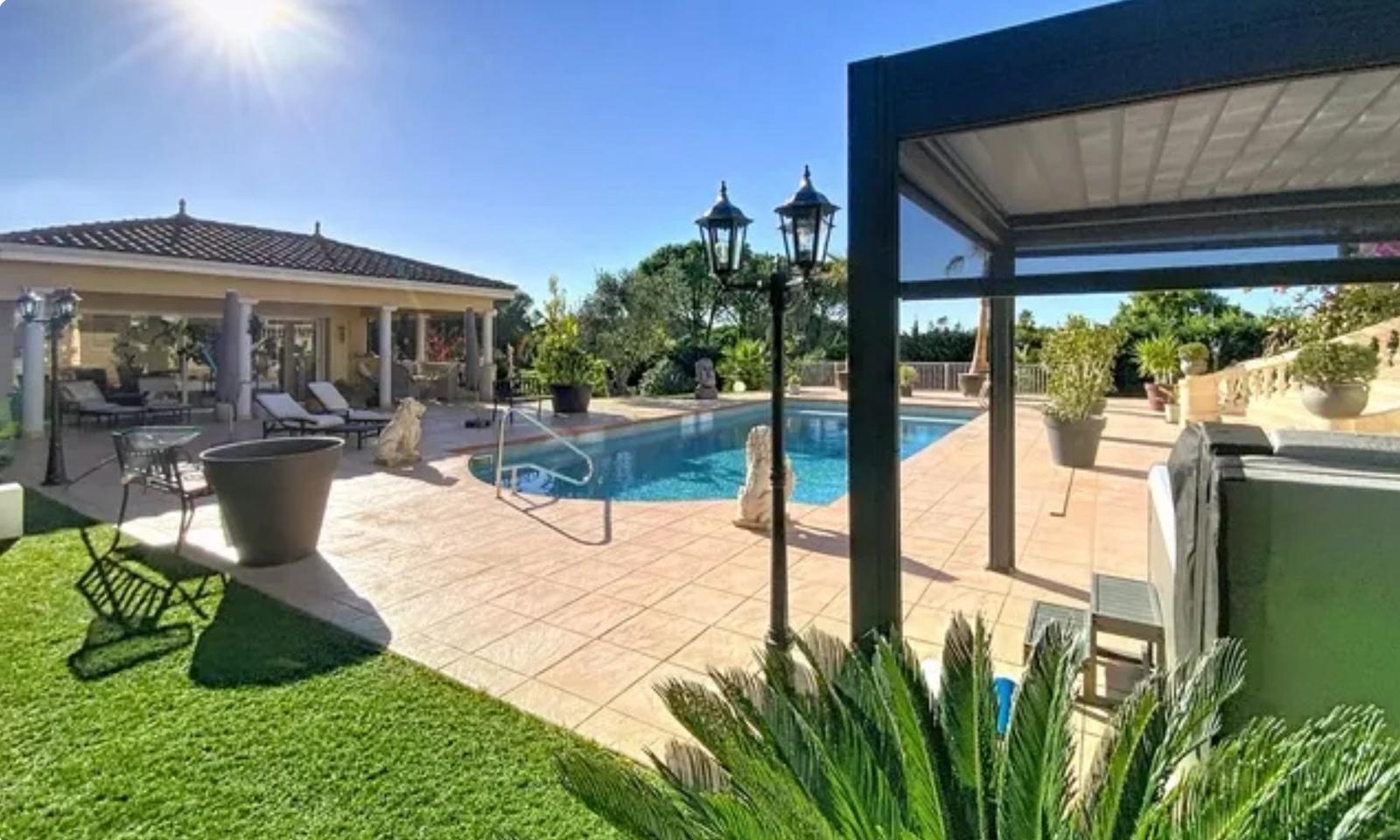 French property for sale in Béziers, Hérault - €1,260,000 - photo 
