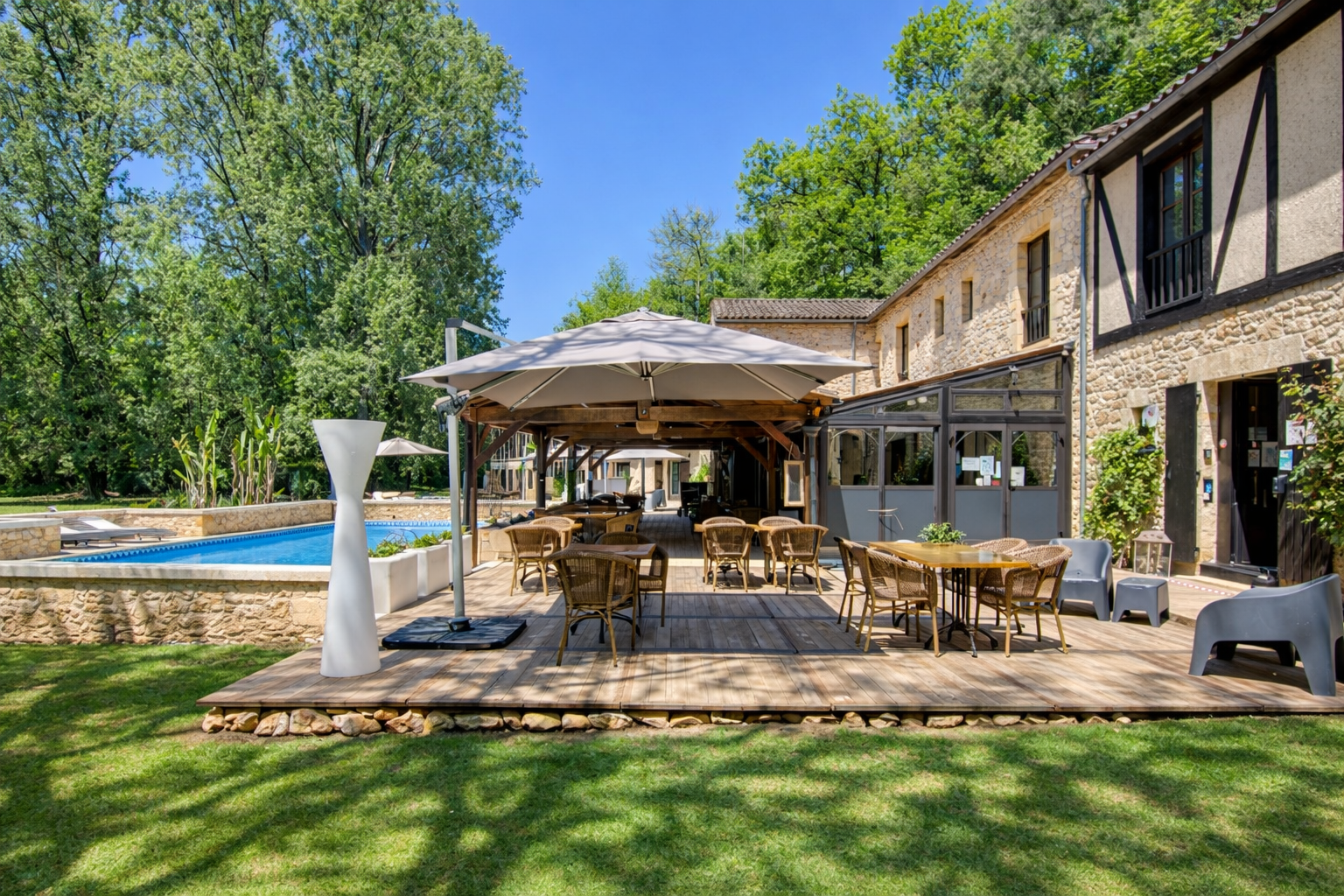 Propriété en France à vendre à Carsac-Aillac, Dordogne - €1 645 000 - photo 