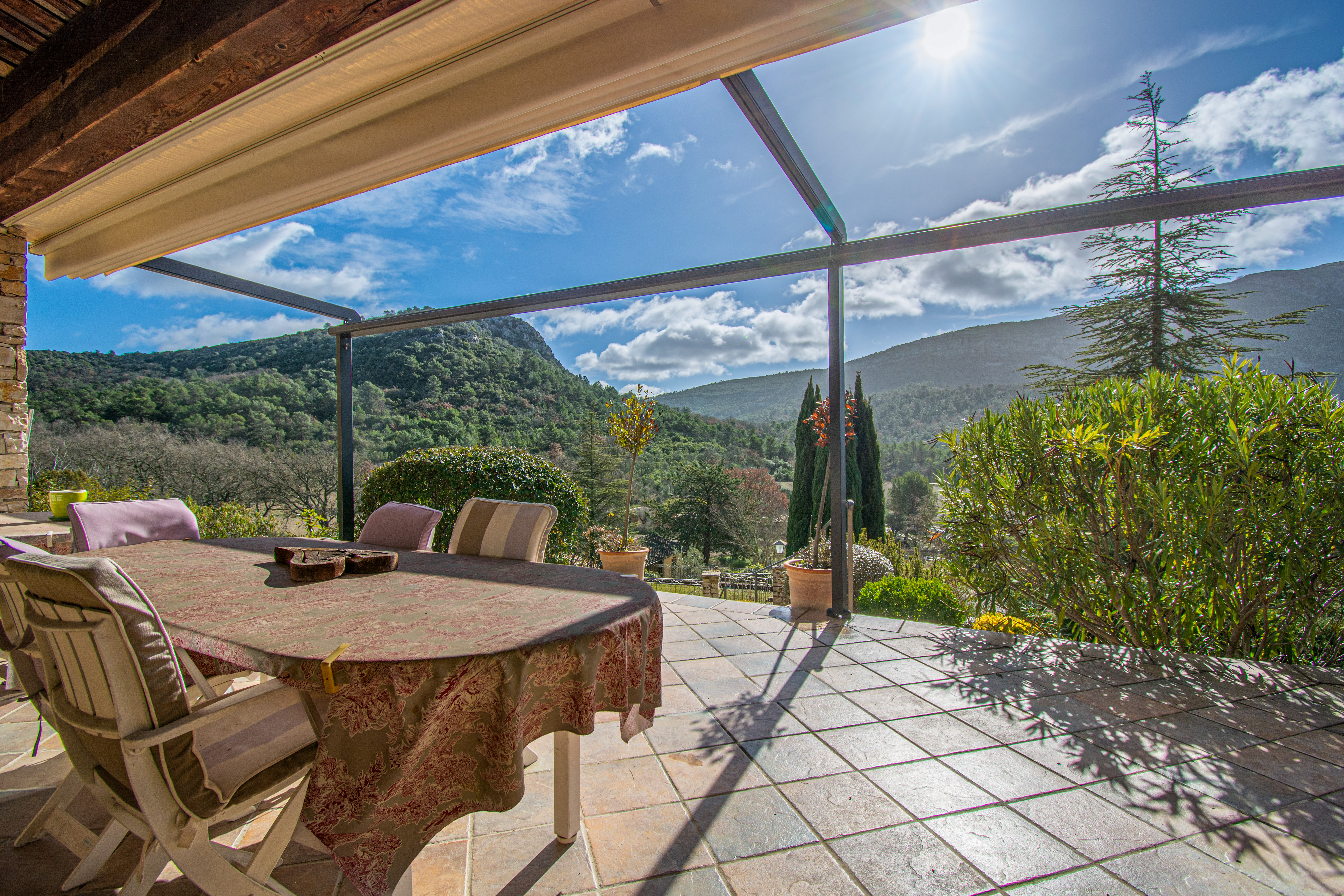 French property for sale in Vauvenargues, Bouches-du-Rhône - €1,300,000 - photo 