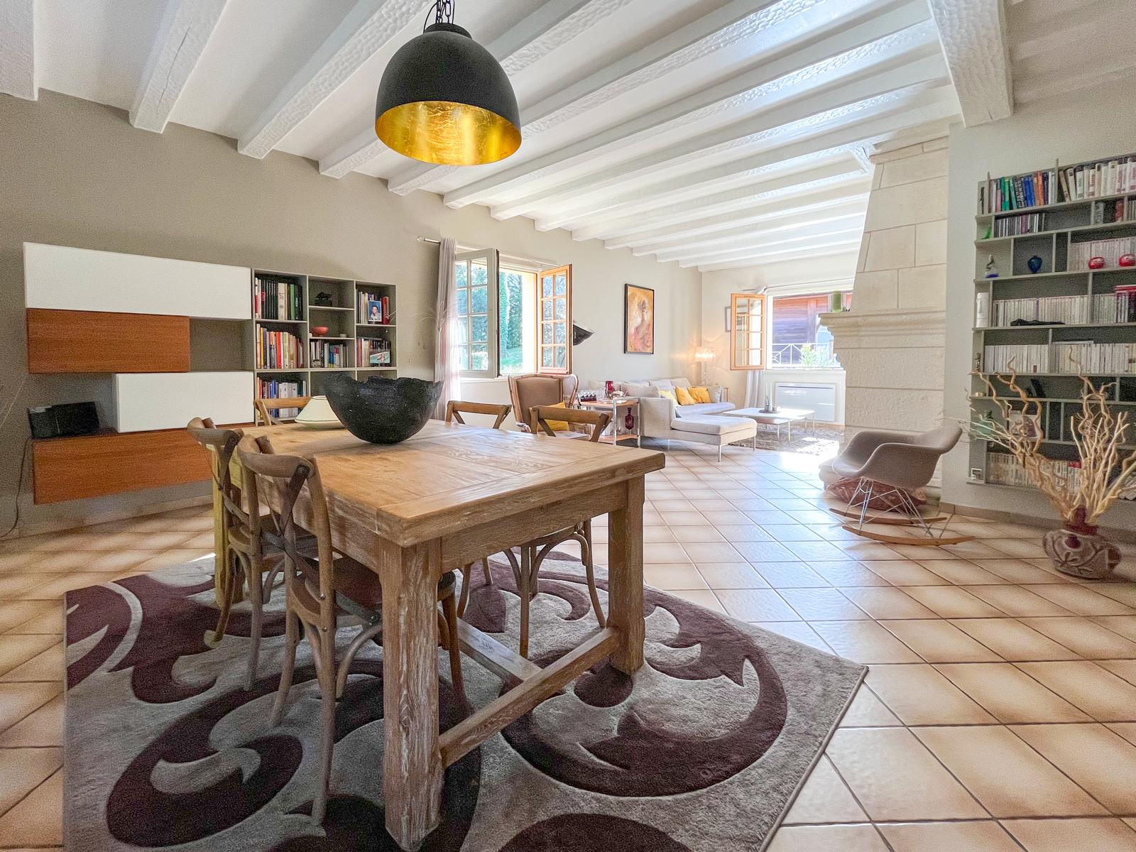 Propriété en France à vendre à Terrasson-Lavilledieu, Dordogne - €598 500 - photo 
