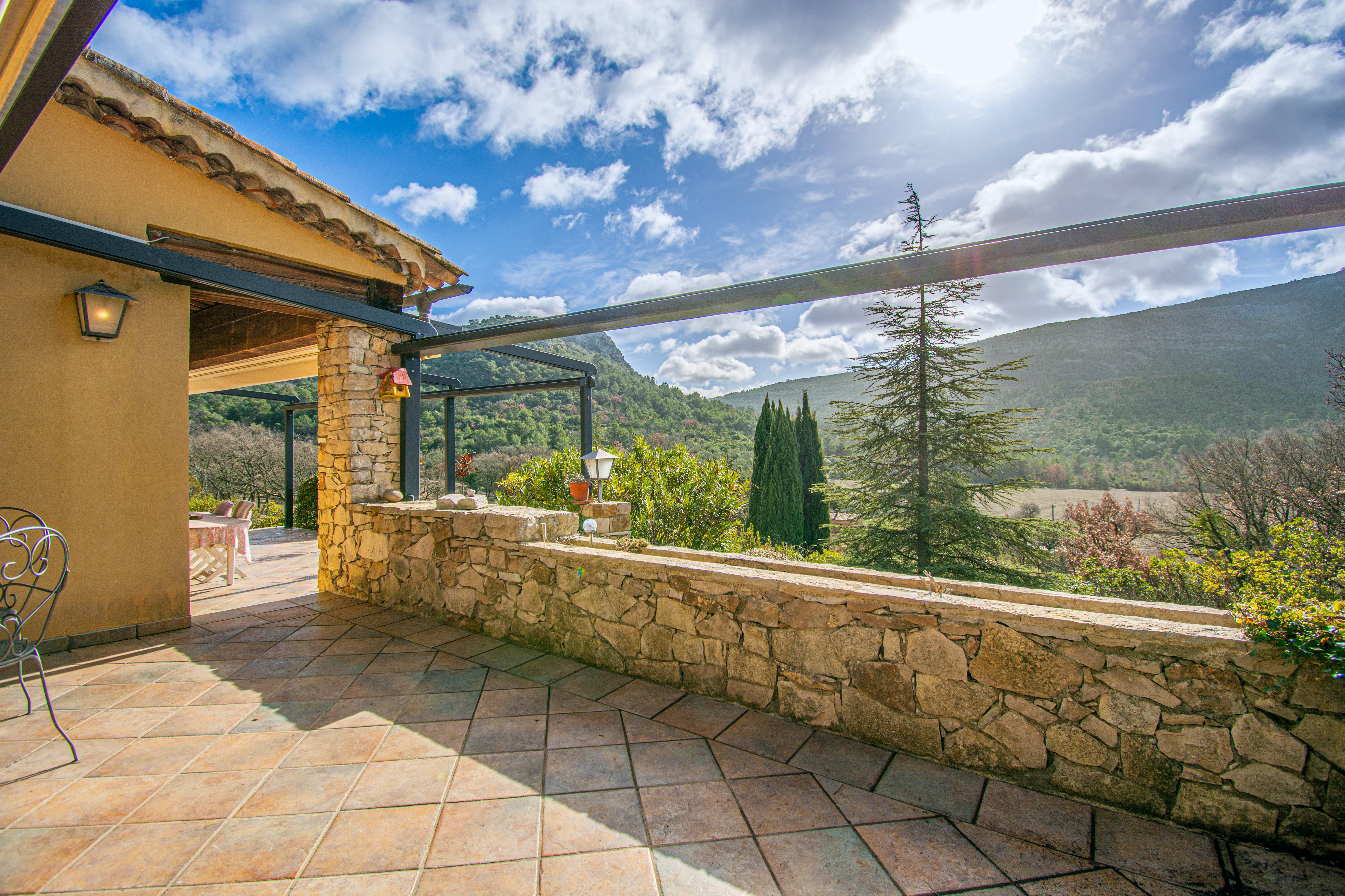 French property for sale in Vauvenargues, Bouches-du-Rhône - €1,300,000 - photo 