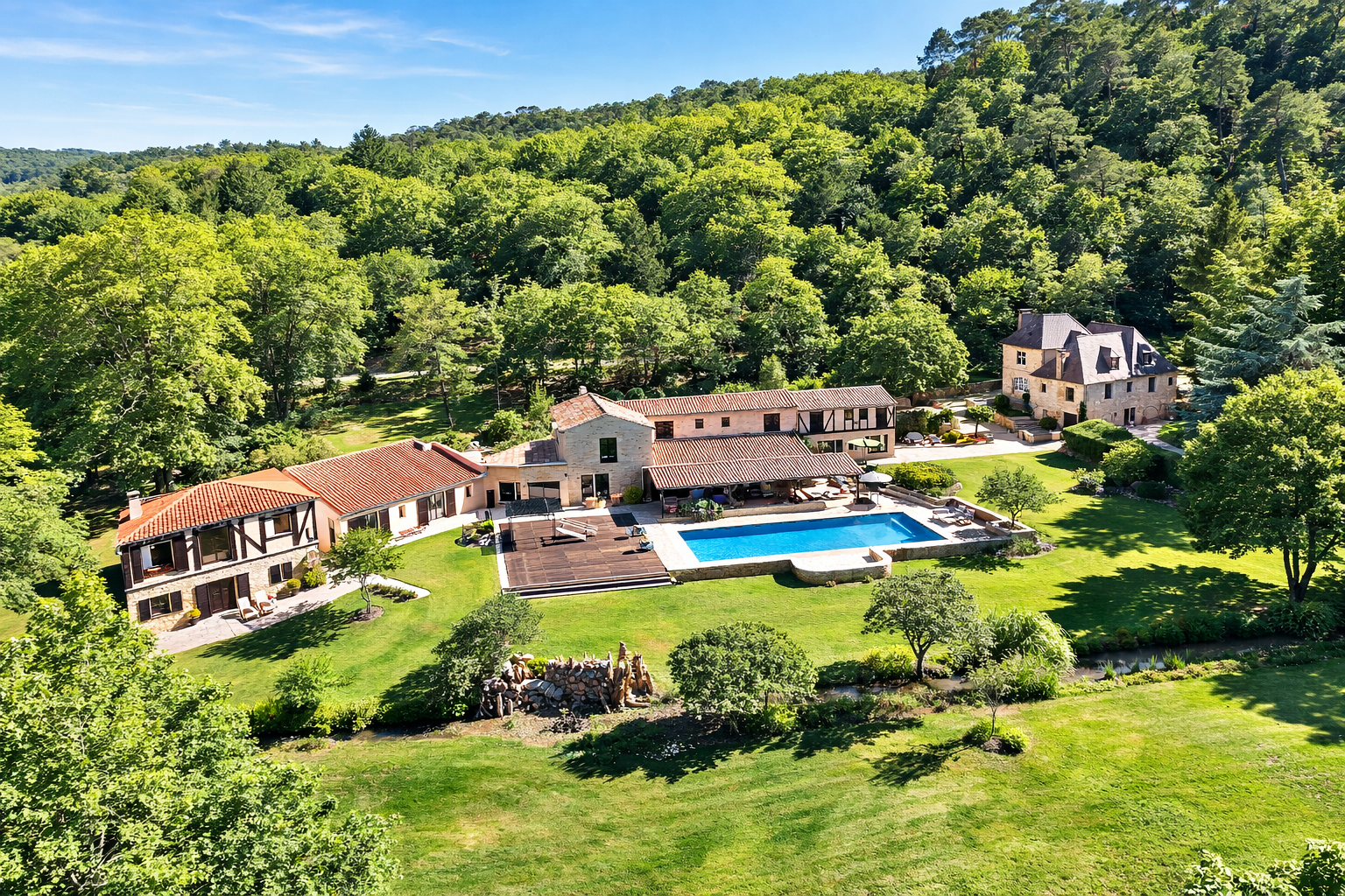 Propriété en France à vendre à Carsac-Aillac, Dordogne - €1 645 000 - photo 