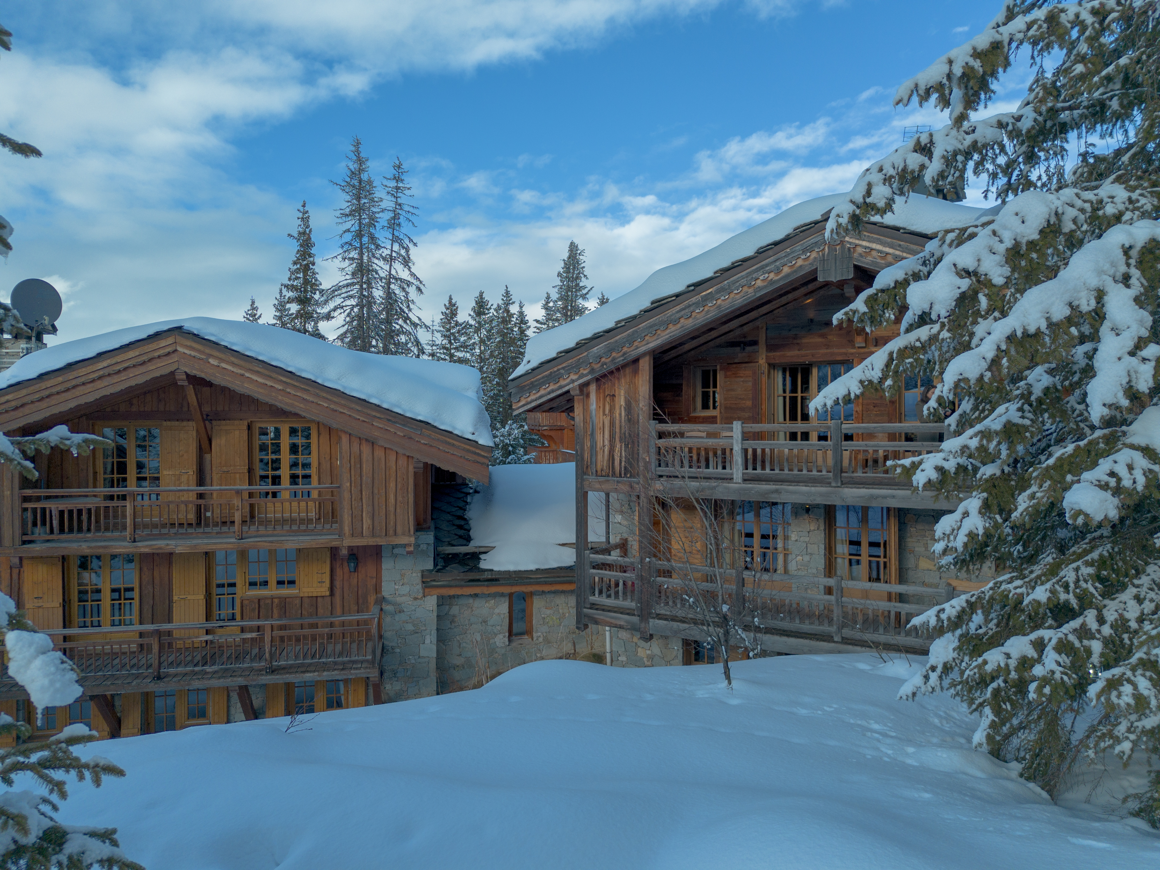French property for sale in Courchevel, Savoie - €8,400,000 - photo 