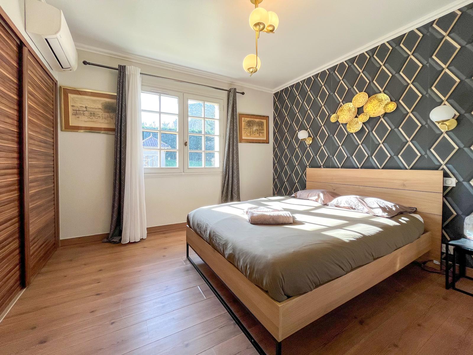 Propriété en France à vendre à Terrasson-Lavilledieu, Dordogne - €598 500 - photo 