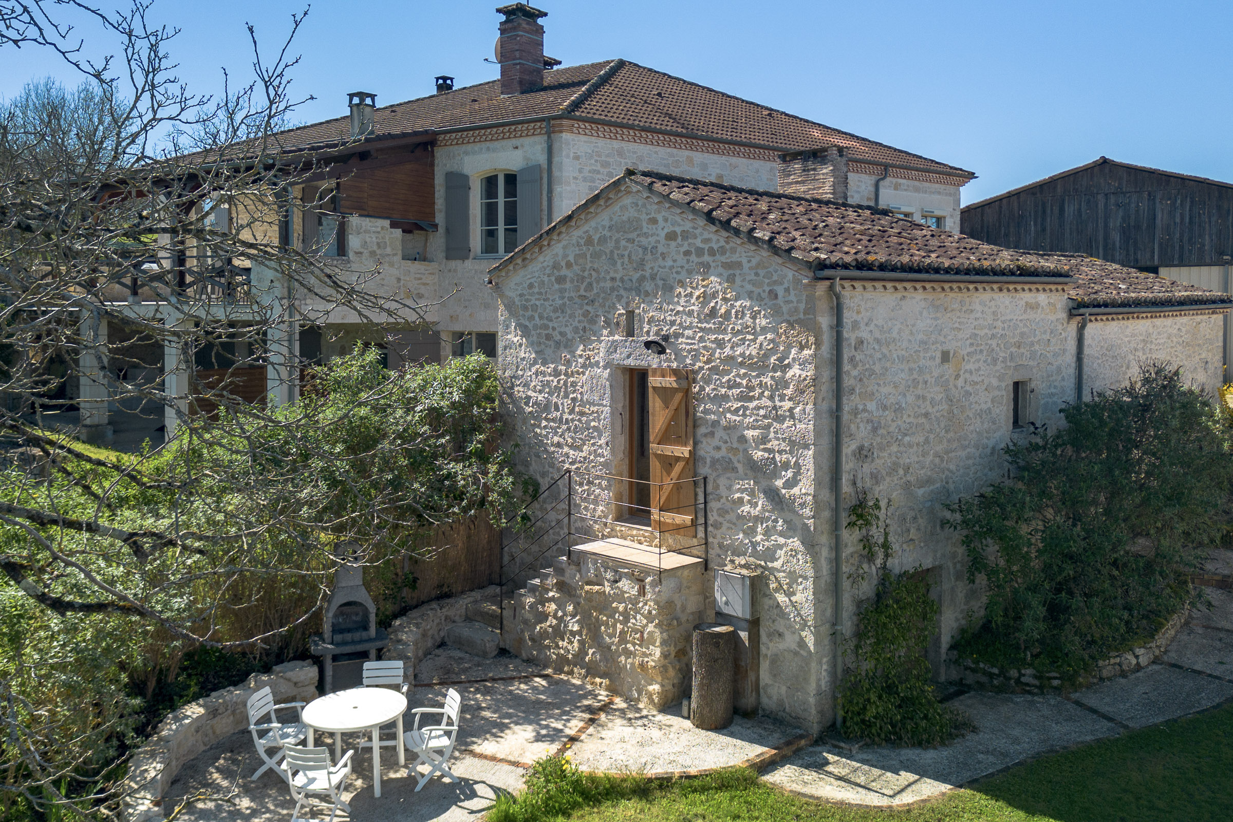 French property for sale in Thézac, Lot-et-Garonne - €860,000 - photo 