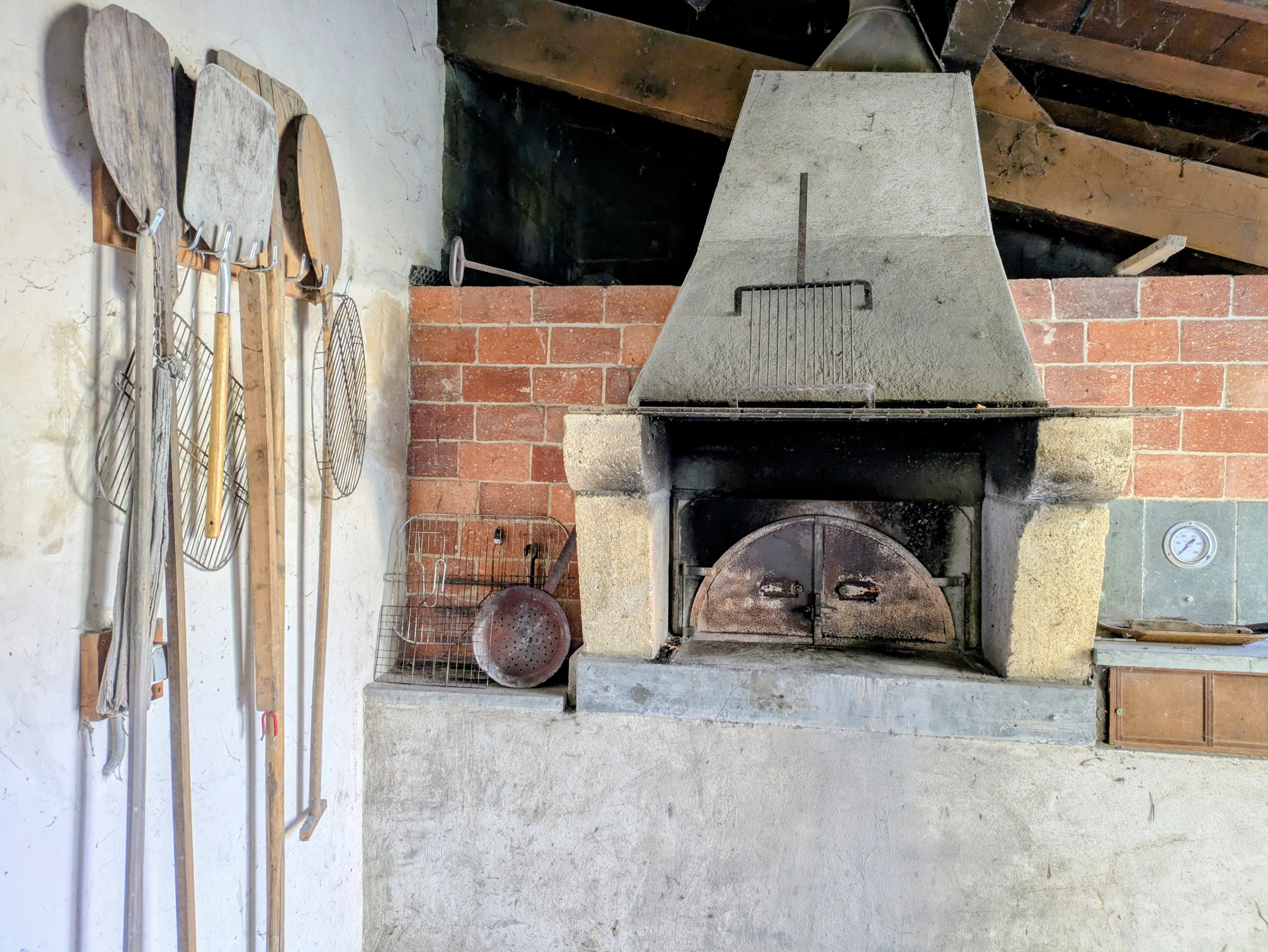 Propriété en France à vendre à Saint-Christophe-et-le-Laris, Drôme - €680 000 - photo 