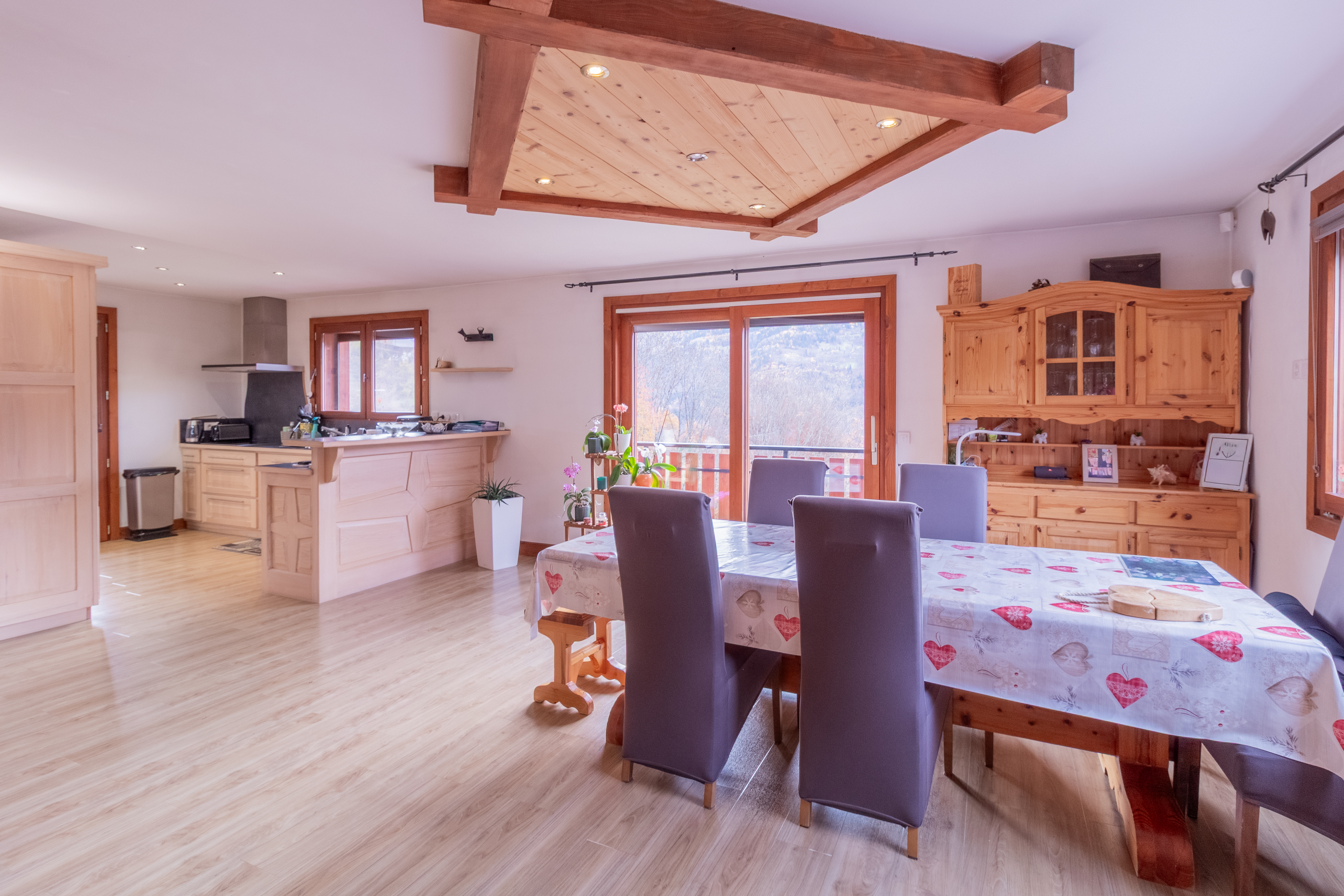 French property for sale in Montagny, Savoie - €999,000 - photo 