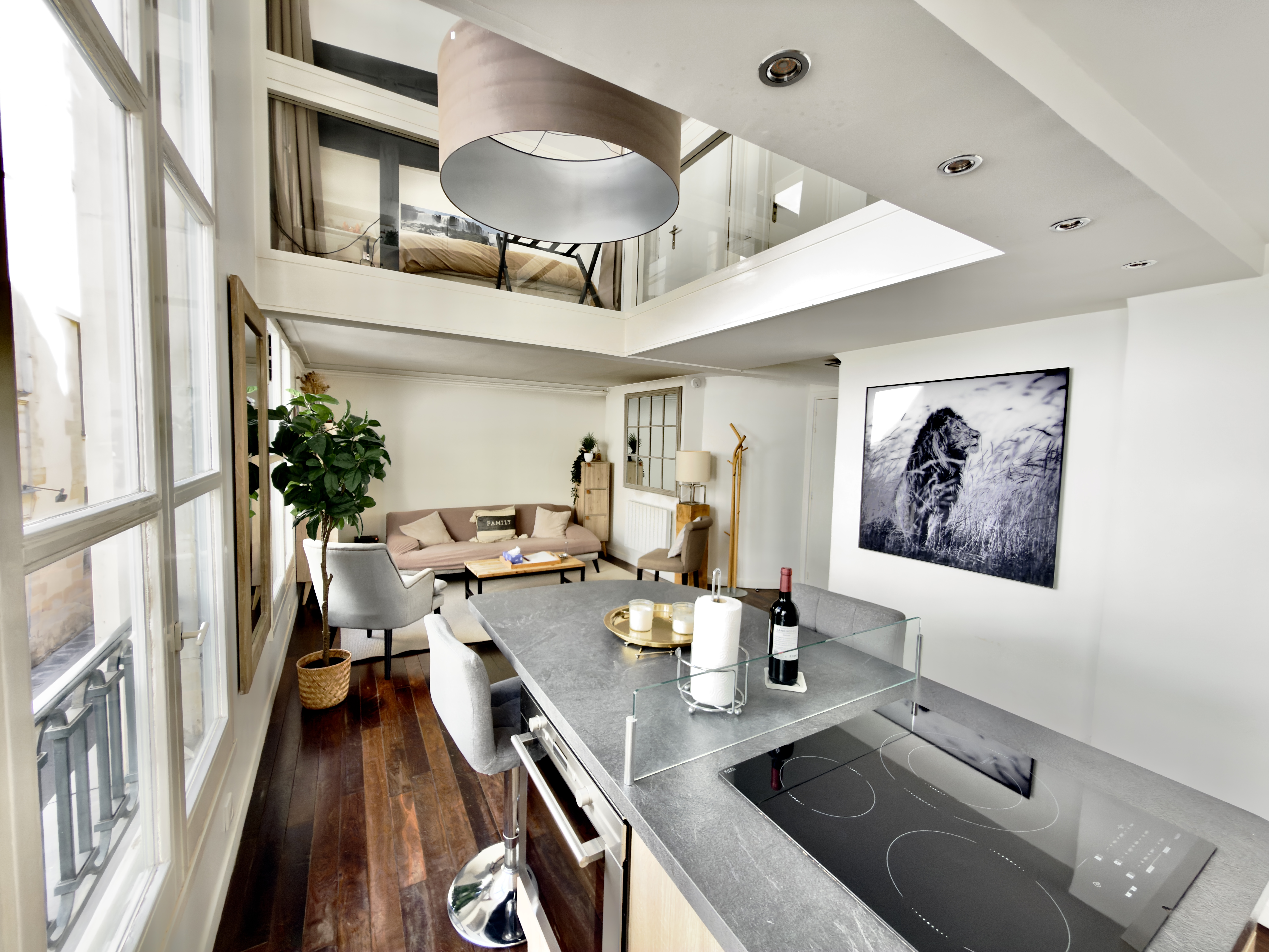 French property for sale in Paris, Paris - €1,250,000 - photo 