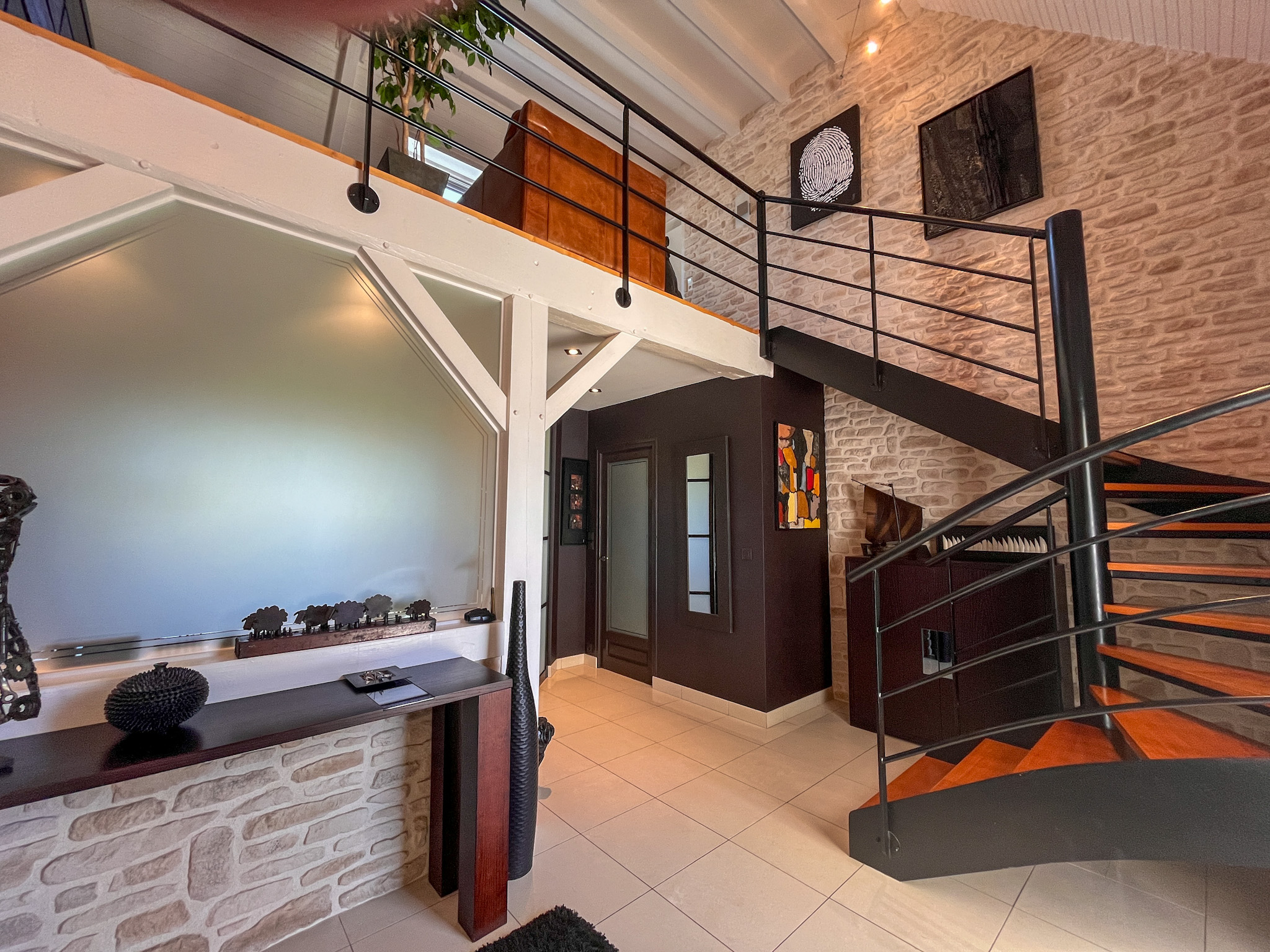 French property for sale in Combourg, Ille-et-Vilaine - €840,425 - photo 