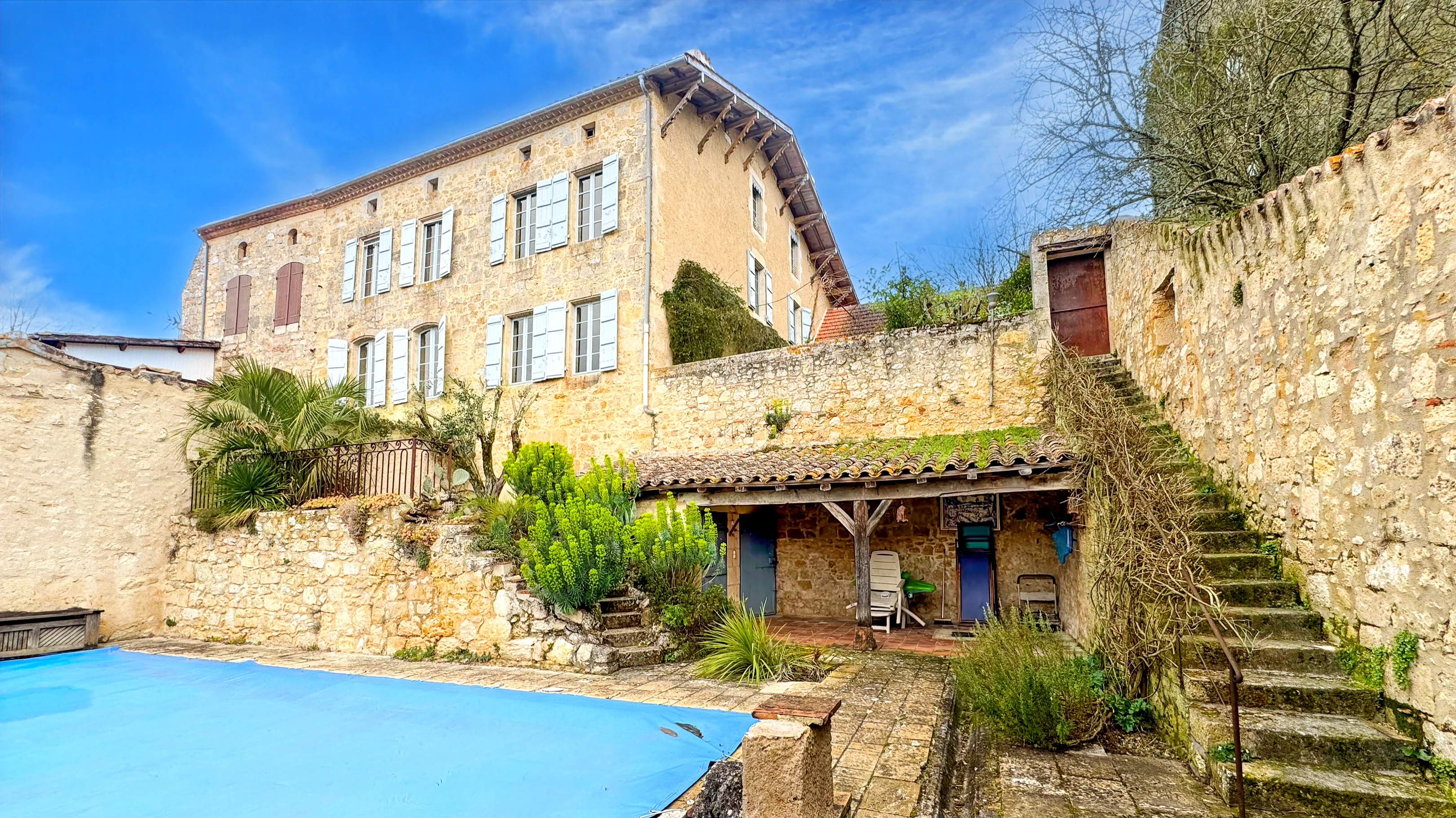 French property for sale in Miradoux, Gers - €598,000 - photo 