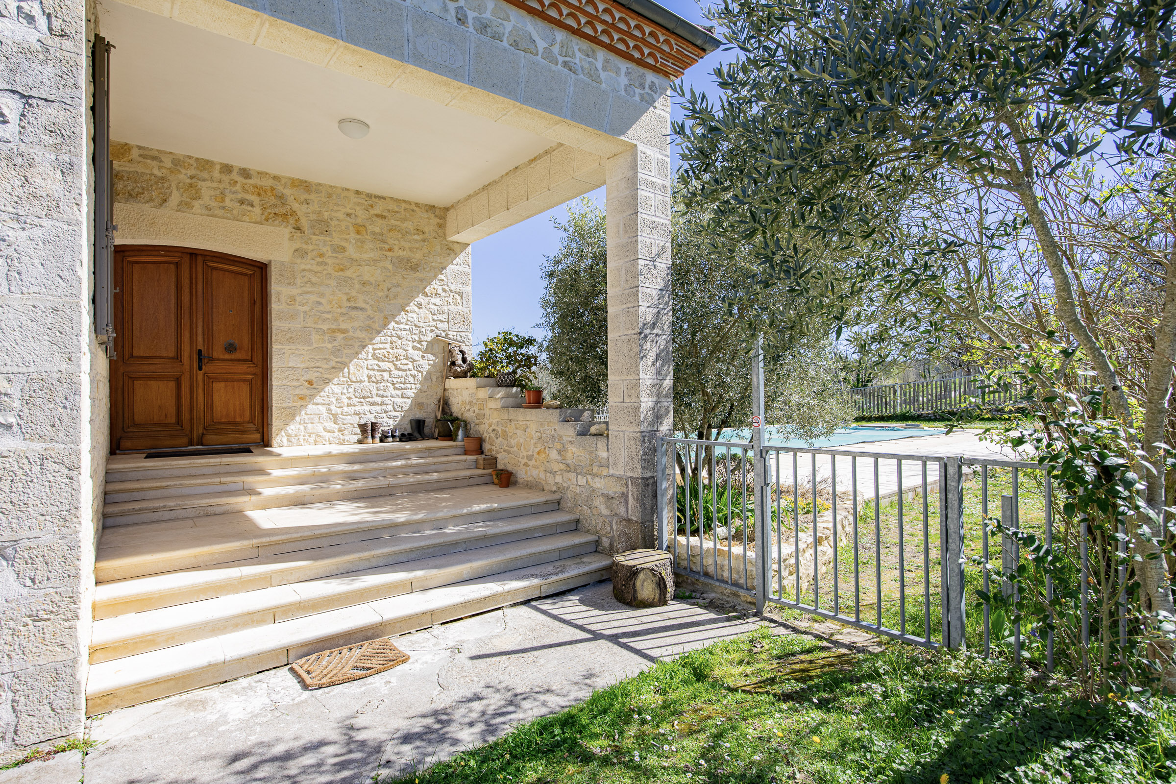 Propriété en France à vendre à Thézac, Lot-et-Garonne - €860 000 - photo 