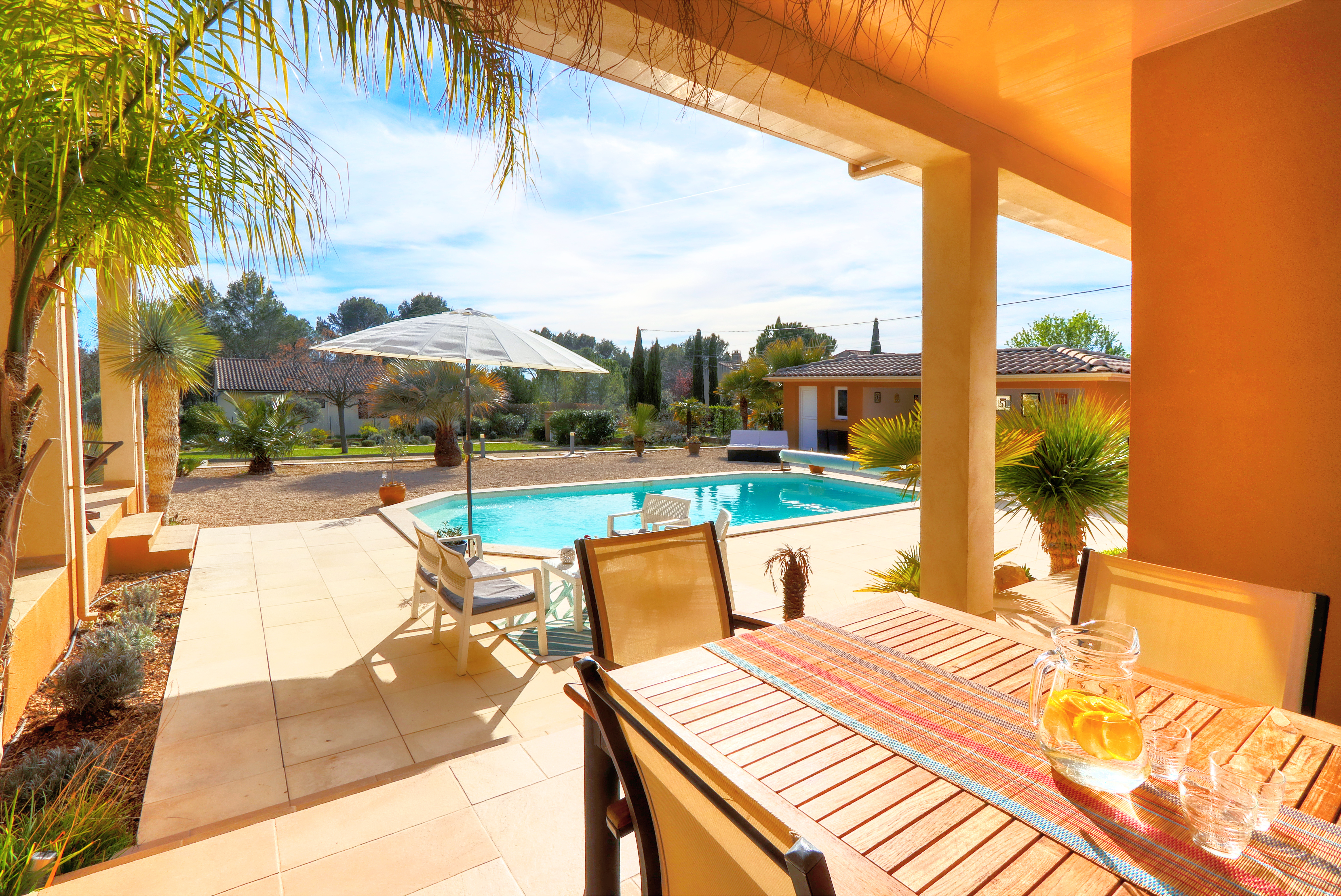 Propriété en France à vendre à Mérindol, Vaucluse - €695 000 - photo 