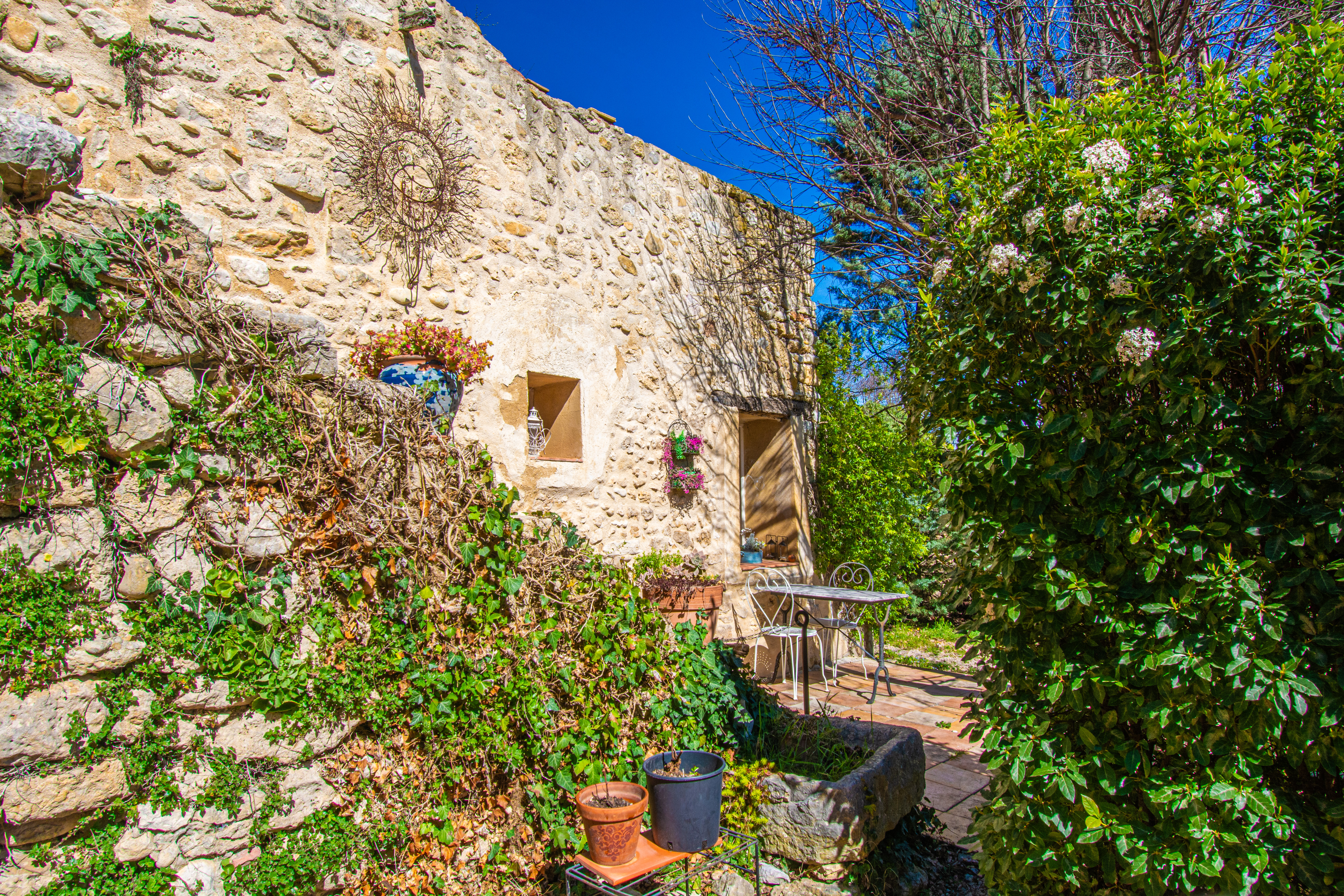Propriété en France à vendre à Saint-Laurent-du-Verdon, Alpes-de-Haute-Provence - €958 000 - photo 