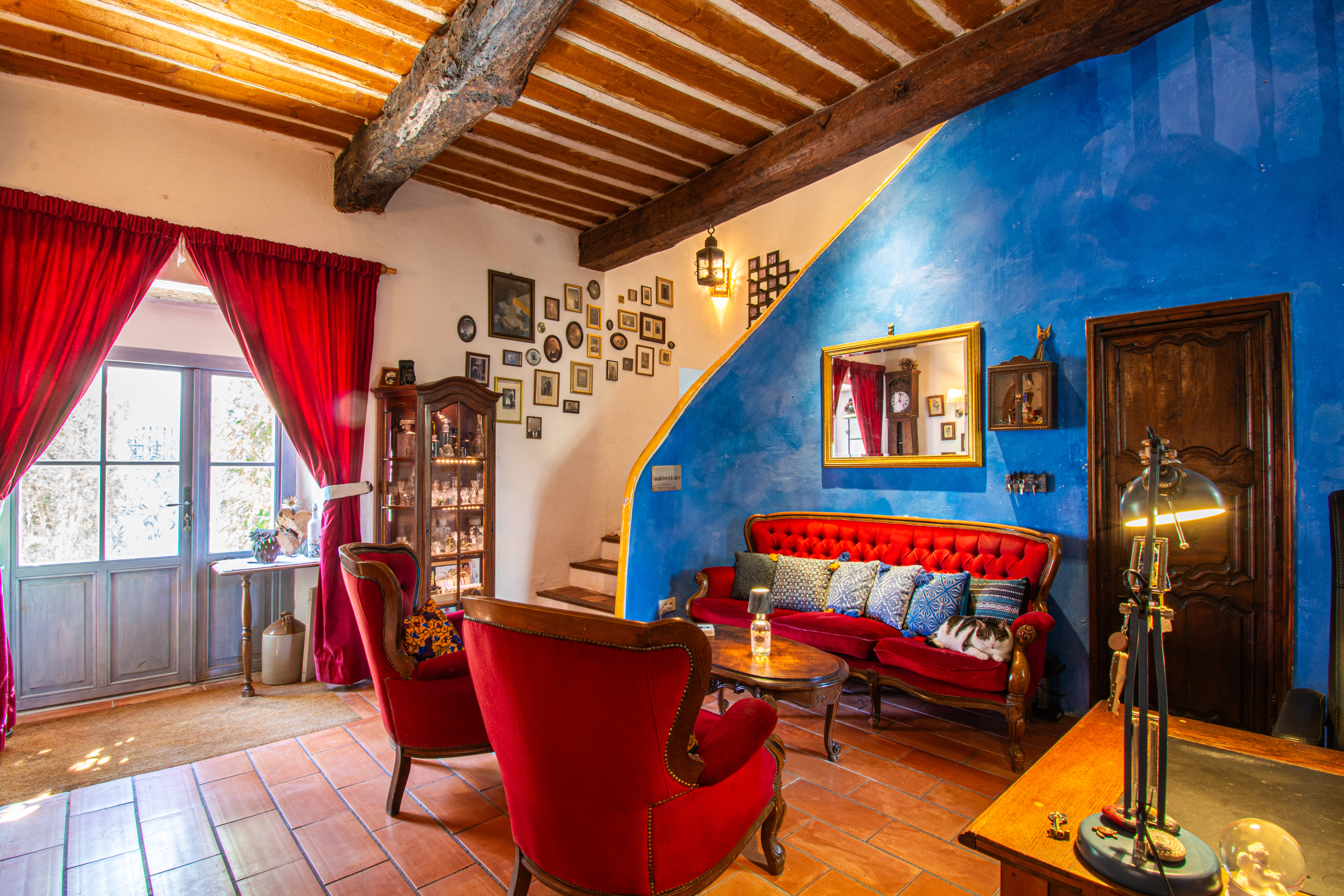 Propriété en France à vendre à Saint-Laurent-du-Verdon, Alpes-de-Haute-Provence - €958 000 - photo 