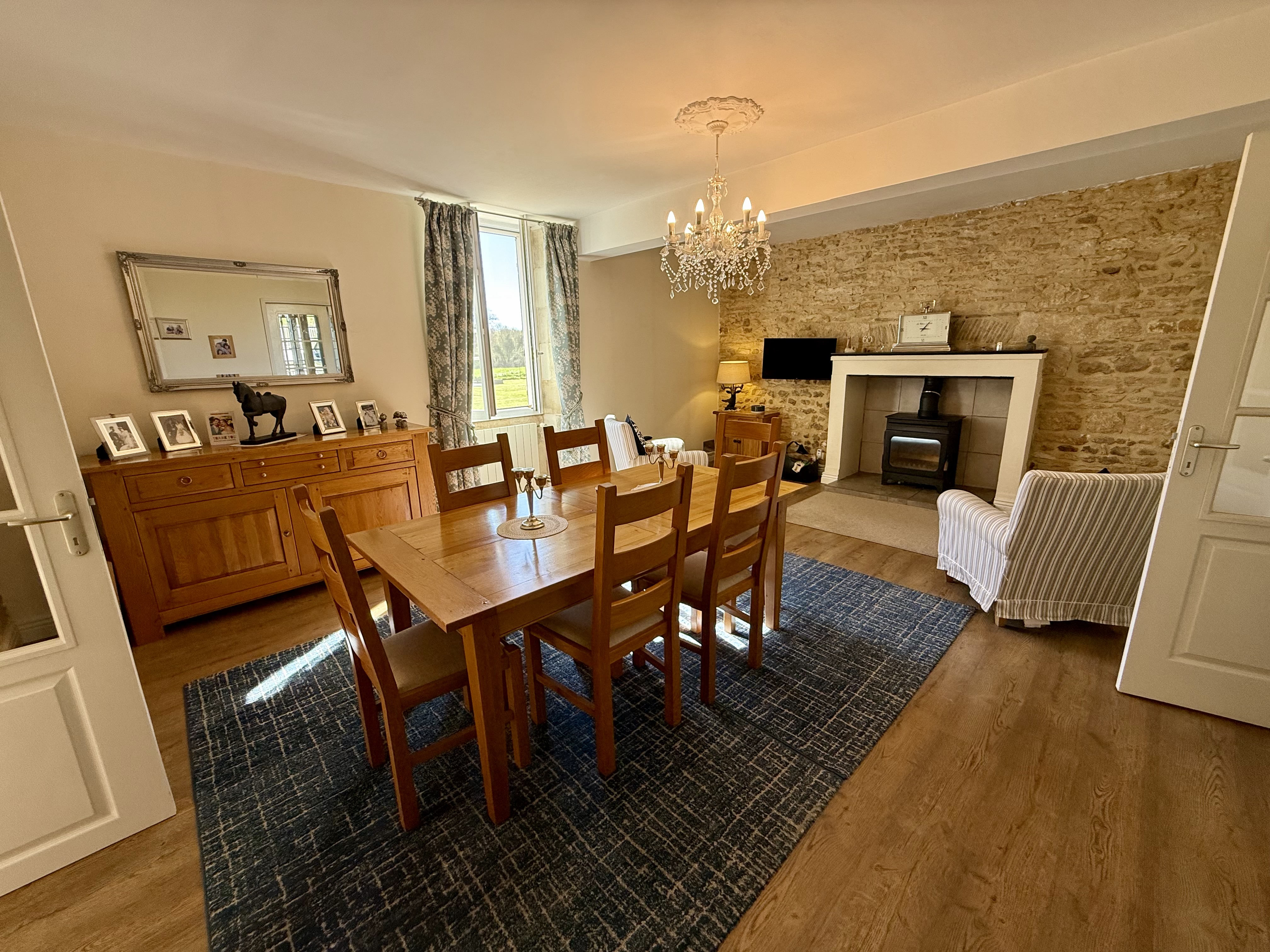 Propriété en France à vendre à Romagne, Vienne - €980 500 - photo 