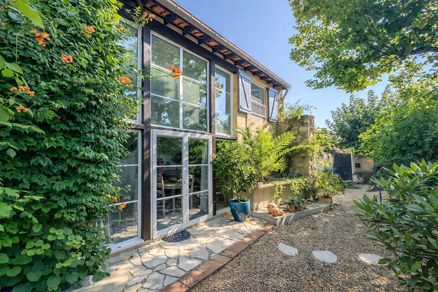 French property for sale in Neffiès, Hérault - €950,000 - photo 