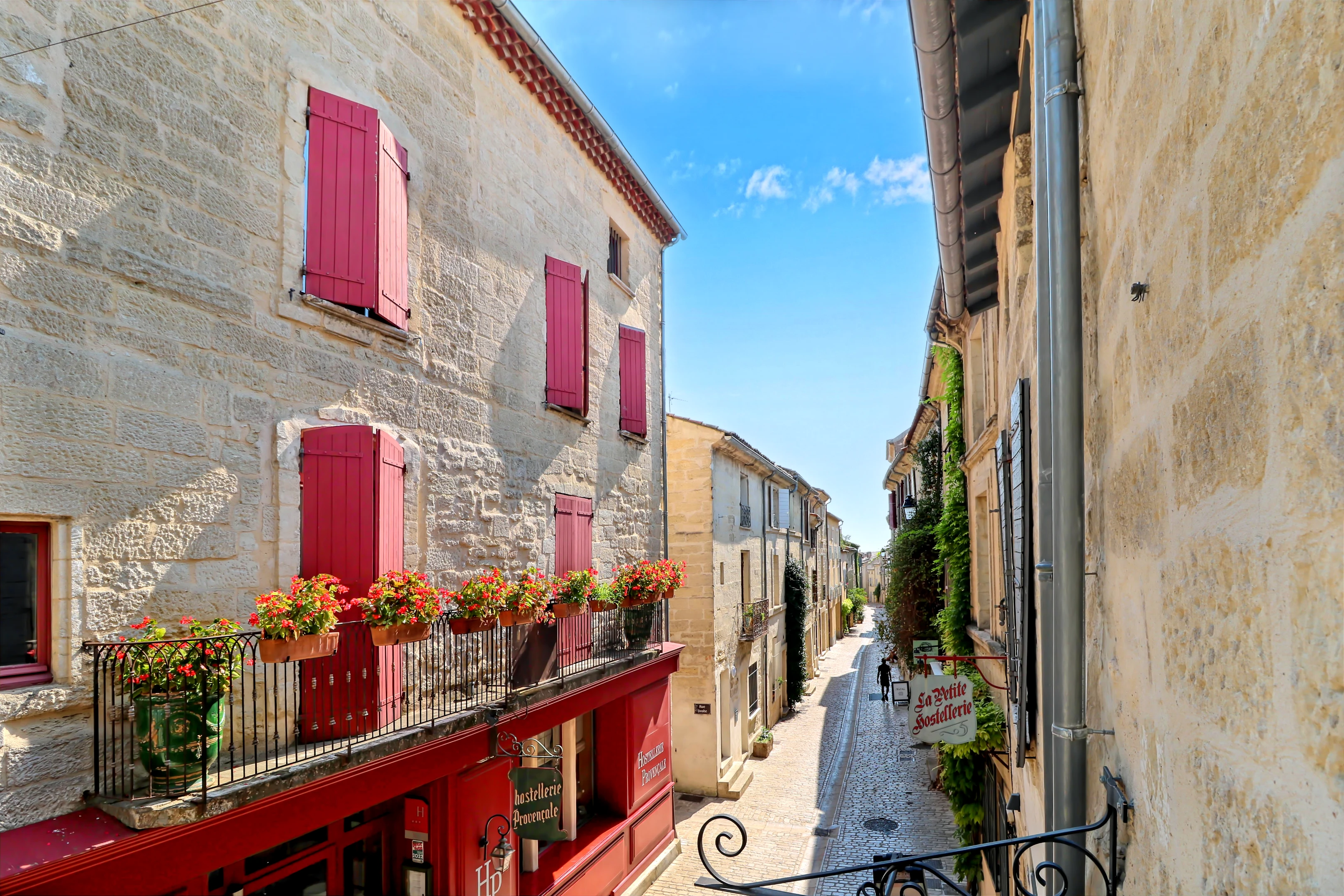 French property for sale in Uzès, Gard - €685,000 - photo 