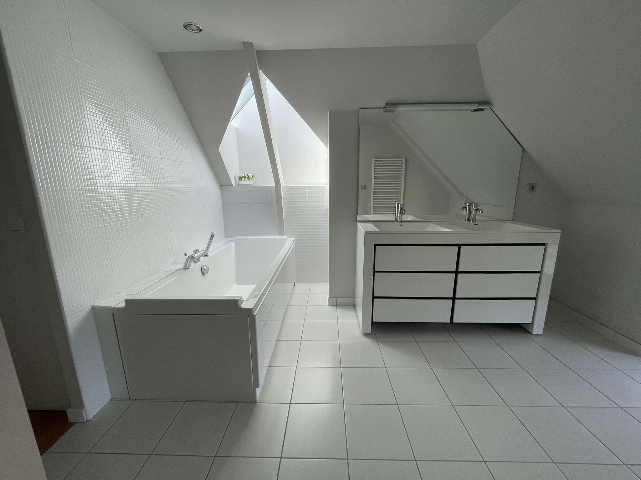 French property for sale in Lamballe-Armor, Côtes-d'Armor - €765,000 - photo 