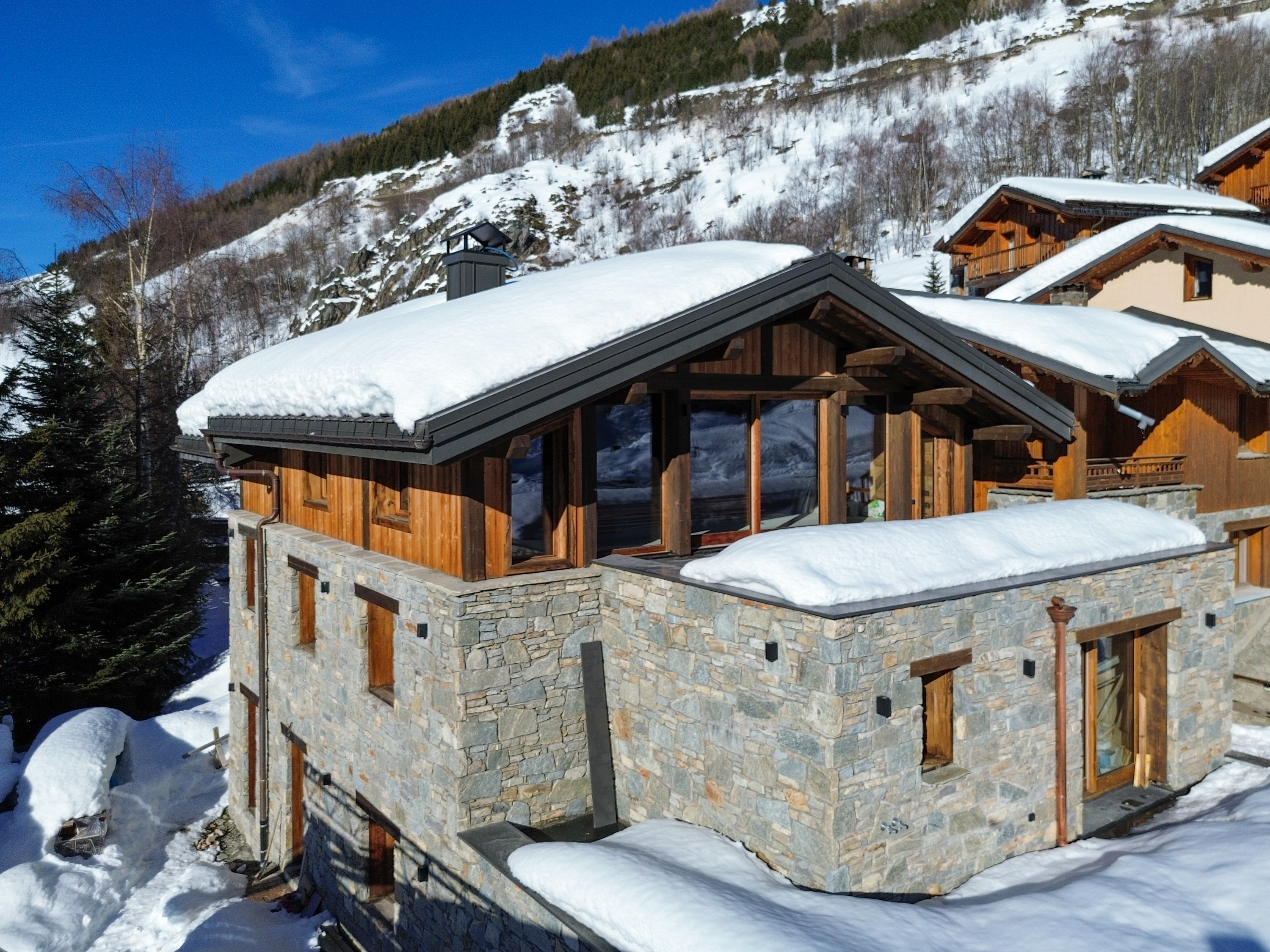 French property for sale in Saint-Martin-de-Belleville, Savoie - €2,350,000 - photo 