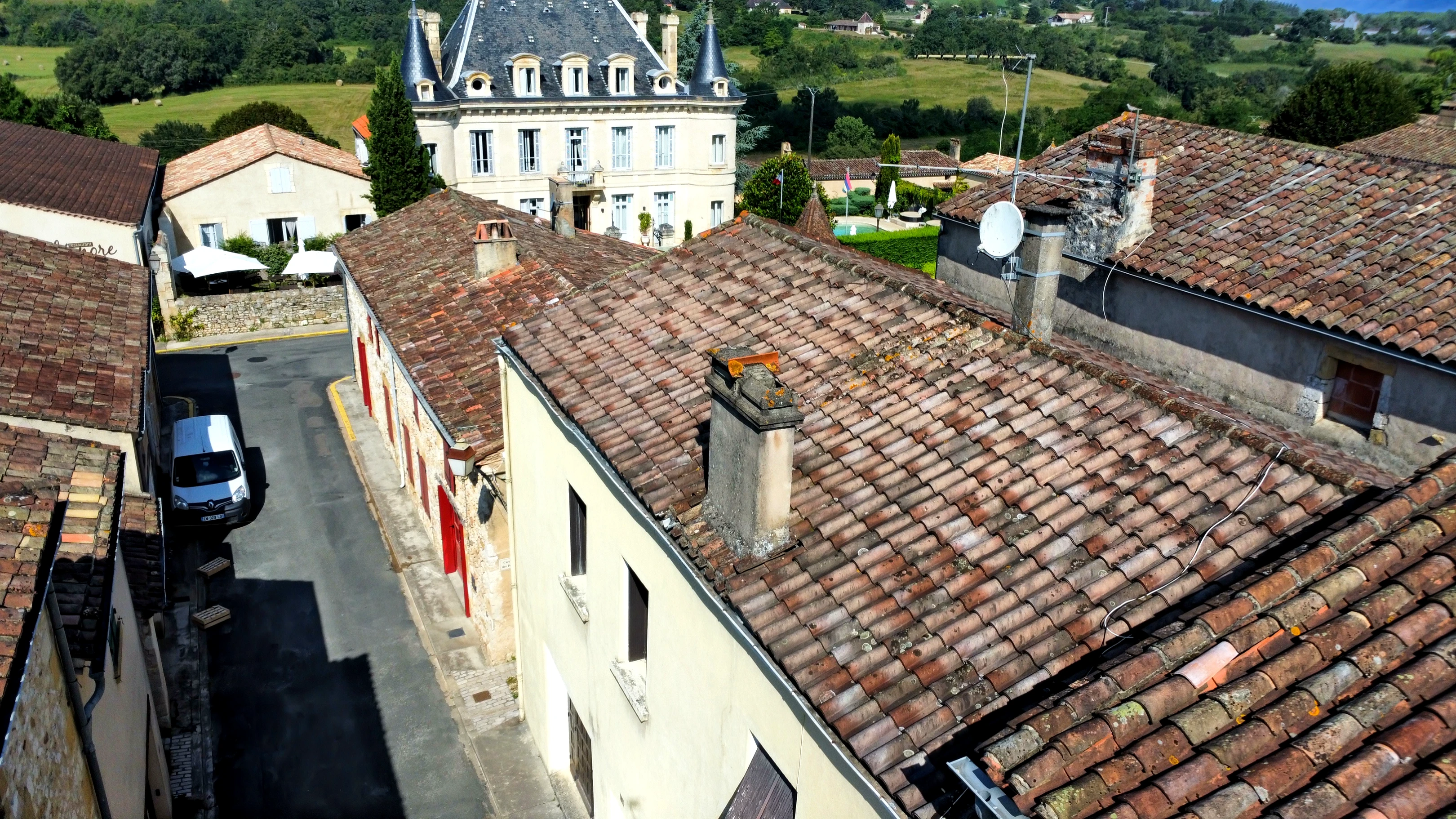 Charming 4 bedroom town house within the old walls of Monpazier à Monpazier