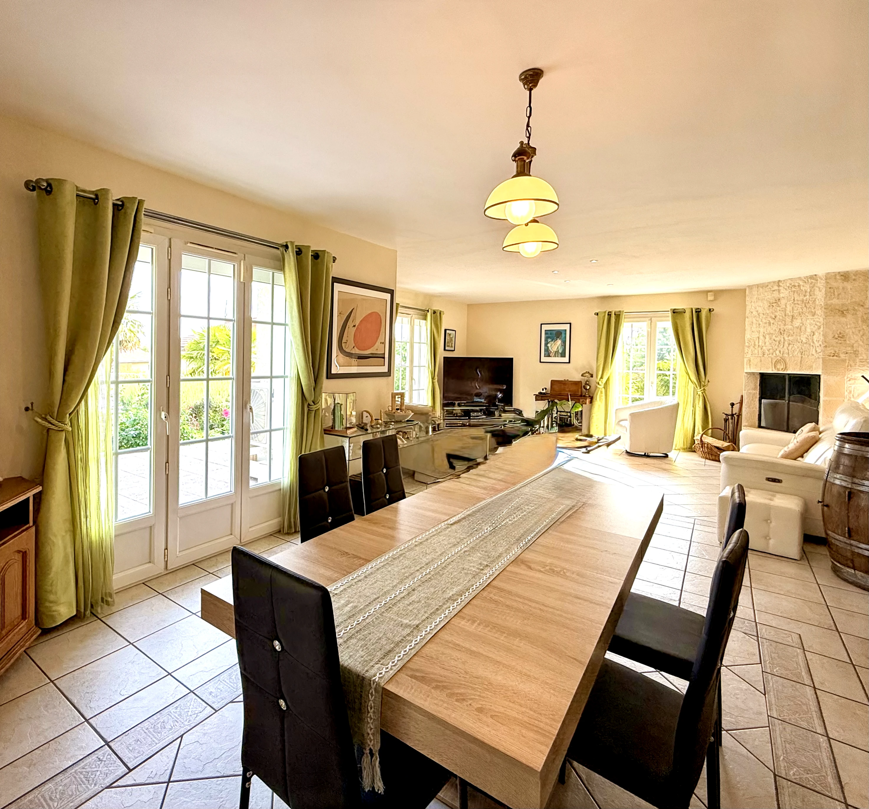 Propriété en France à vendre à Messery, Haute-Savoie - €1 090 000 - photo 