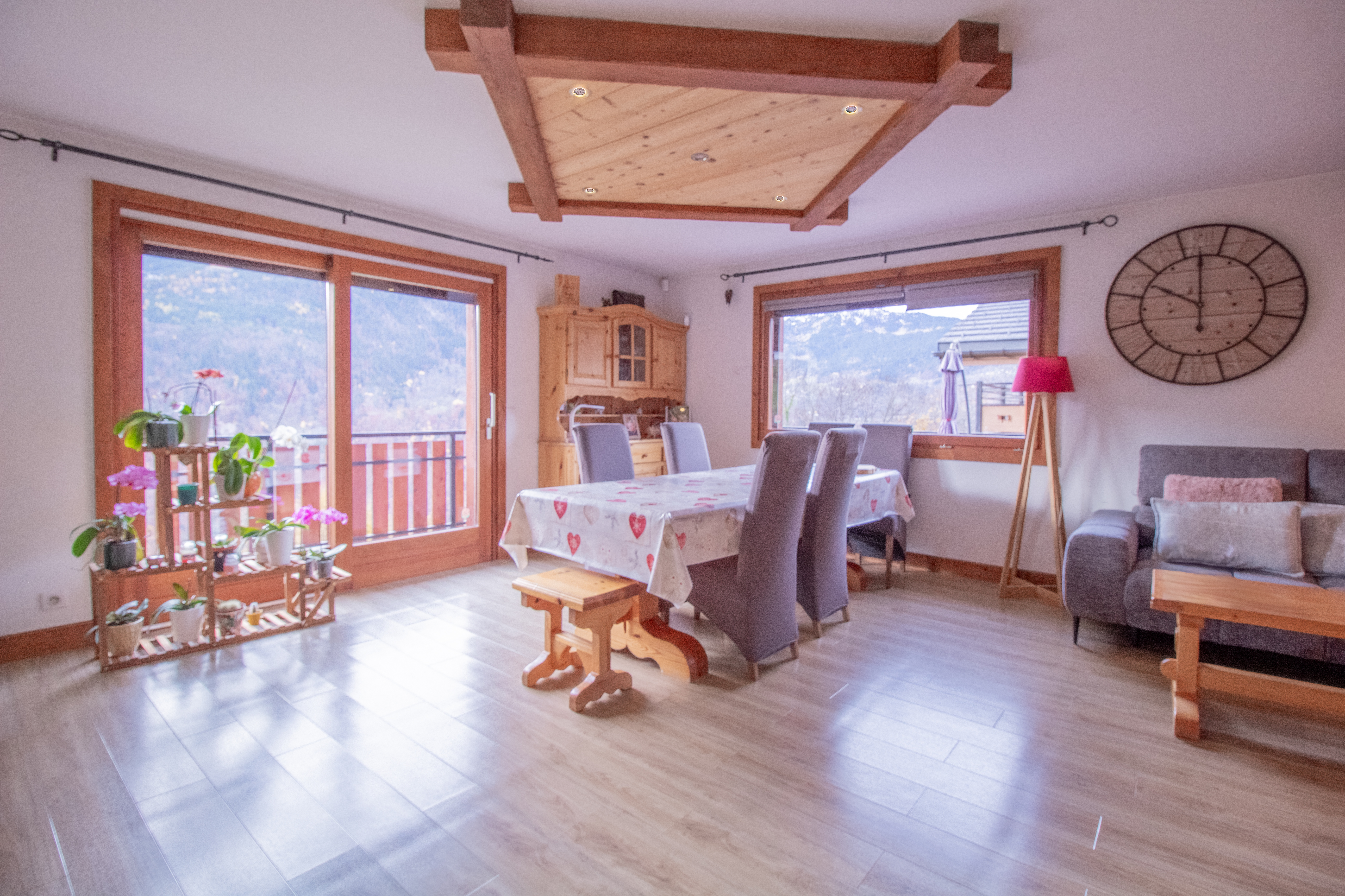 French property for sale in Montagny, Savoie - €999,000 - photo 