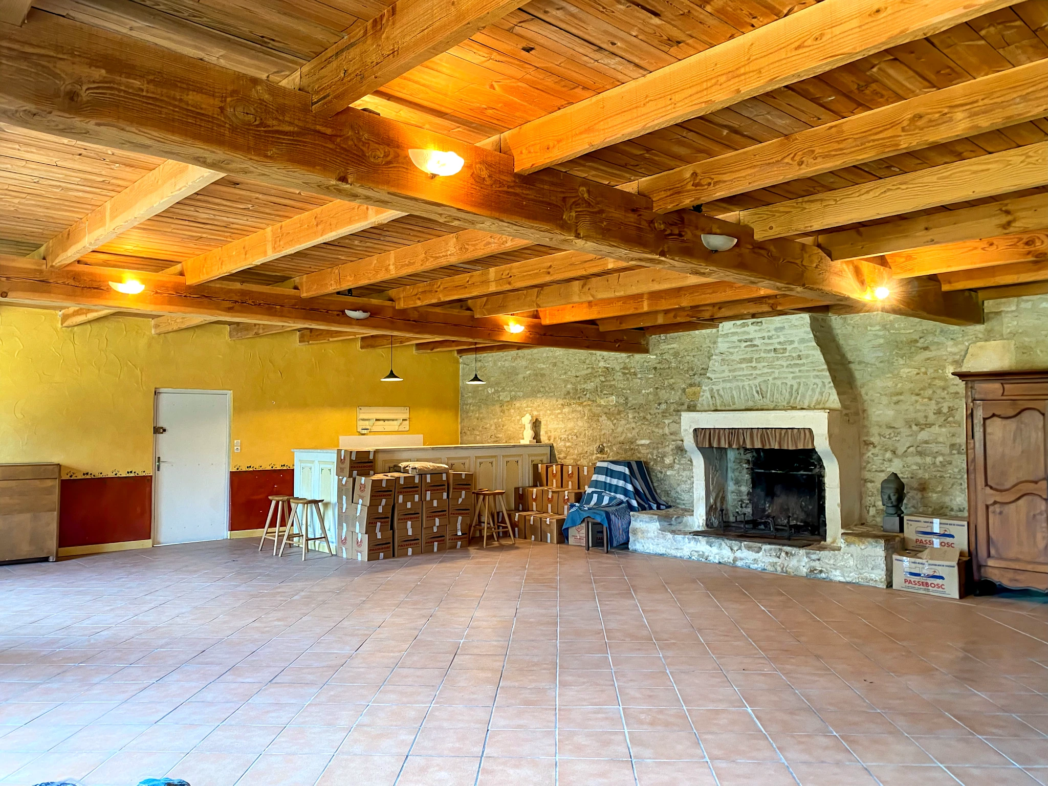 French property for sale in Villefagnan, Charente - €699,600 - photo 
