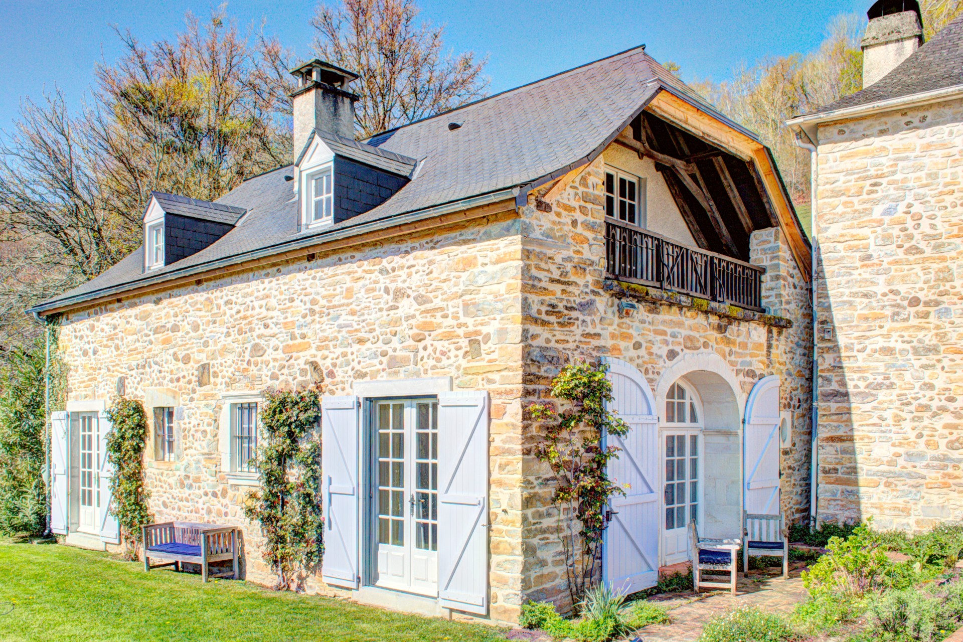 Propriété en France à vendre à Pau, Pyrénées-Atlantiques - €875 000 - photo 