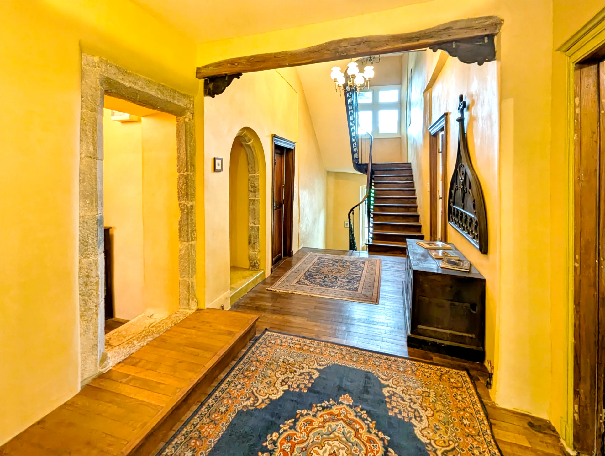 French property for sale in Saint-Antonin-Noble-Val, Tarn-et-Garonne - €695,000 - photo 
