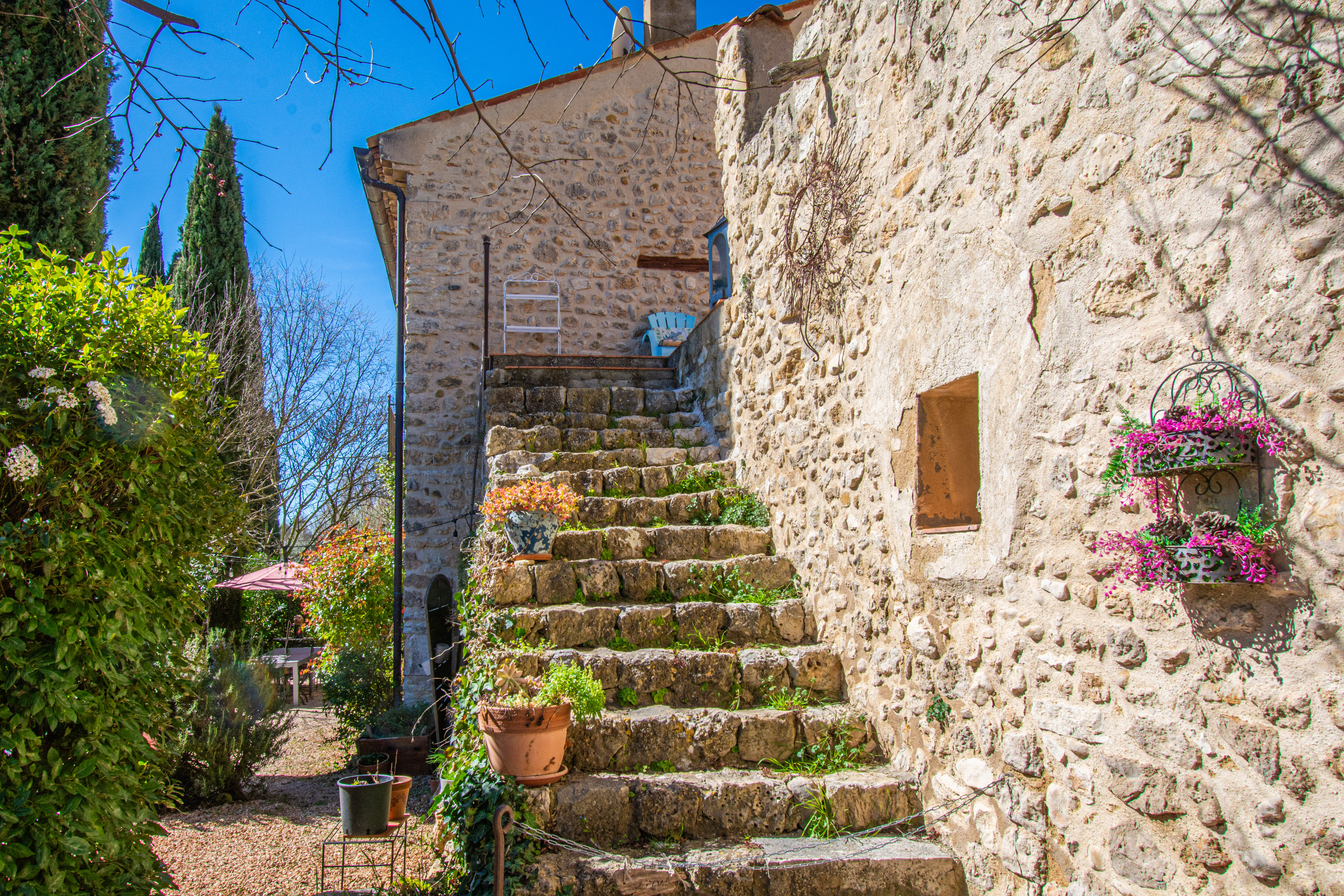 Propriété en France à vendre à Saint-Laurent-du-Verdon, Alpes-de-Haute-Provence - €958 000 - photo 