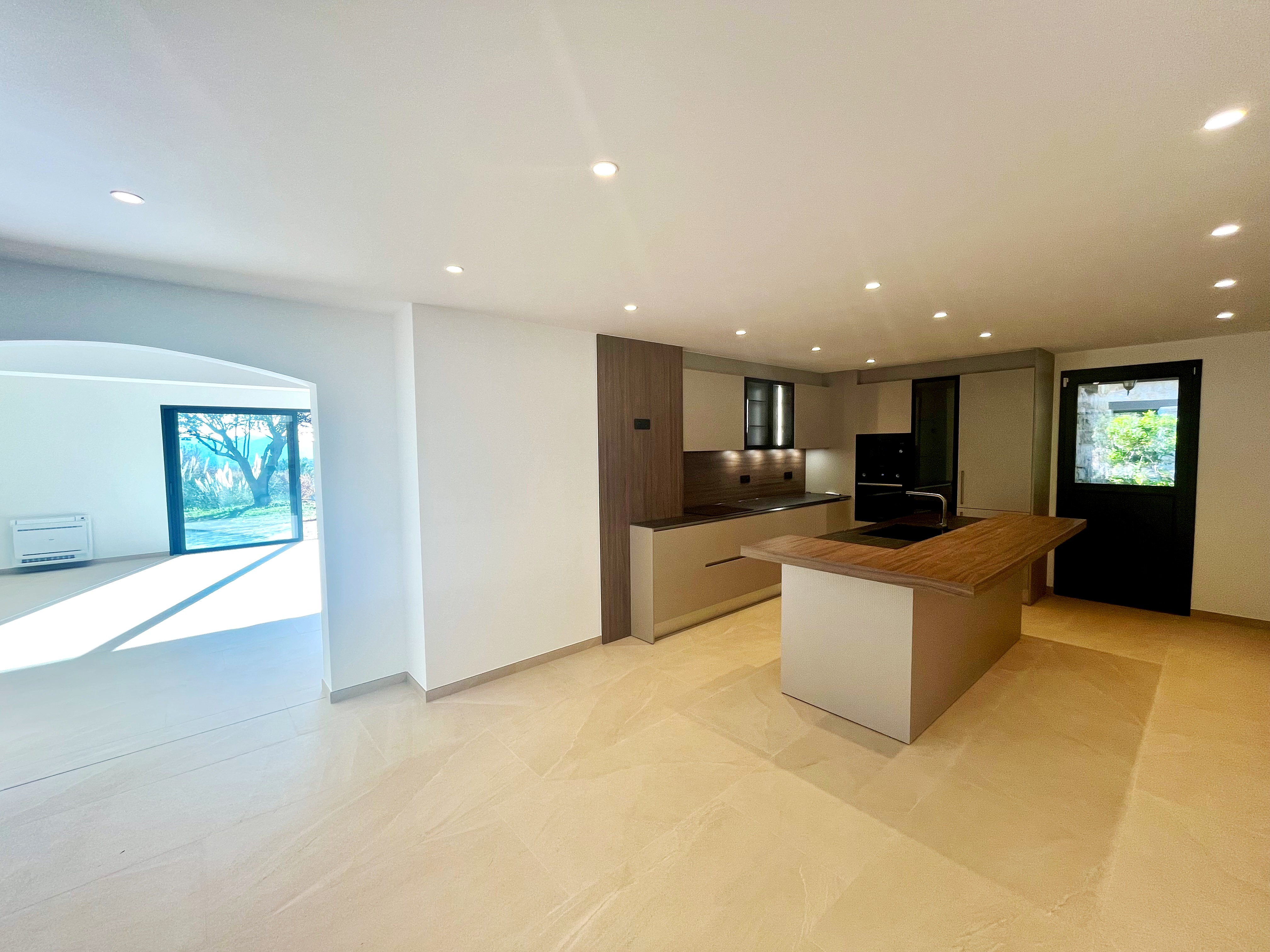 Propriété en France à vendre à Le Tignet, Alpes-Maritimes - €1 990 000 - photo 