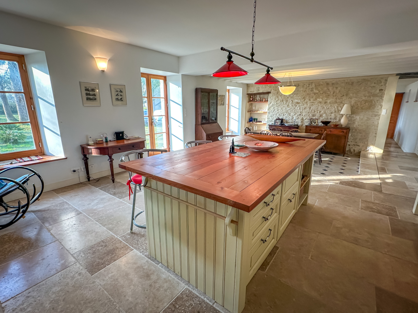 Propriété en France à vendre à Orglandes, Manche - €425 000 - photo 