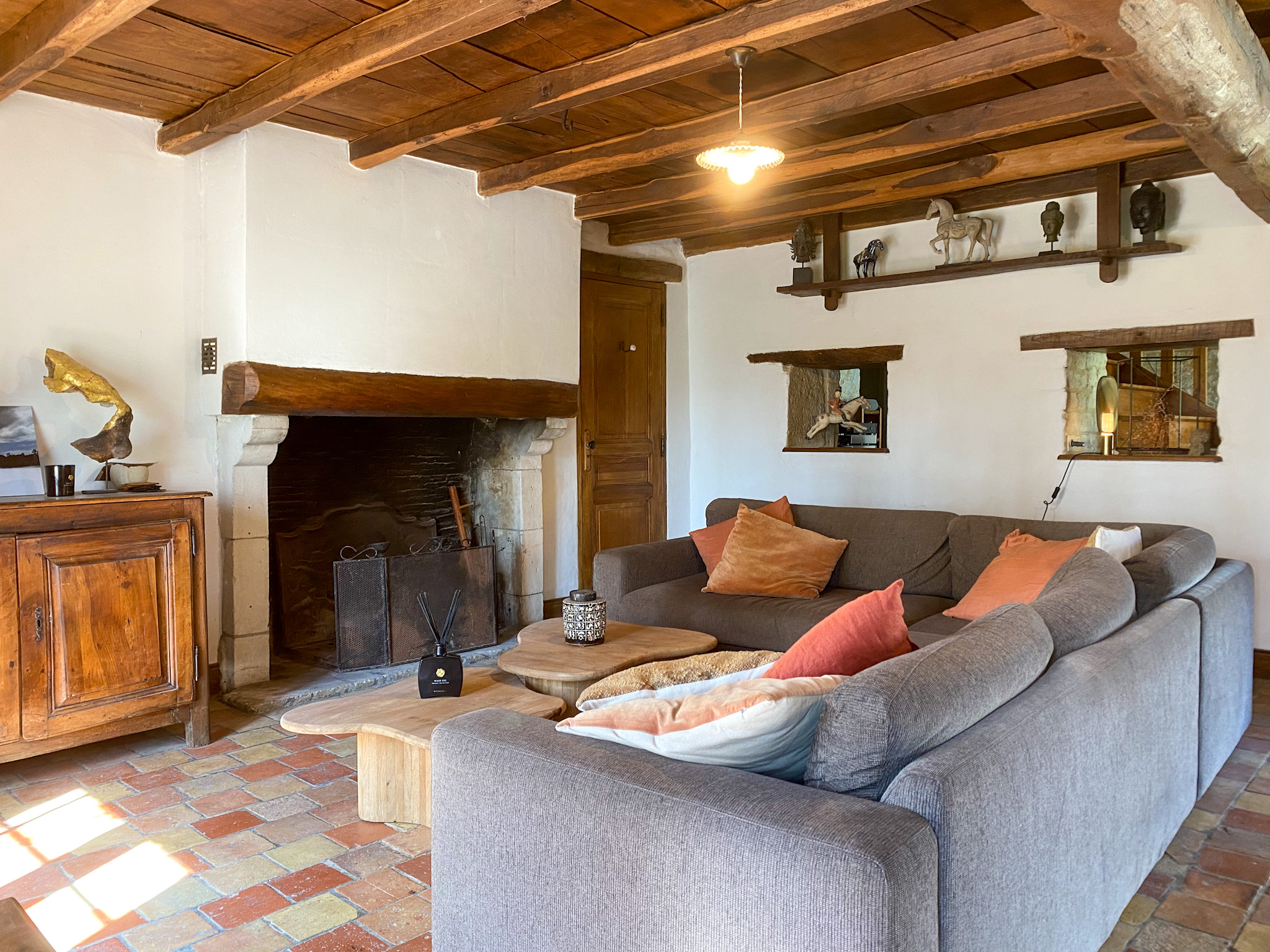 French property for sale in Villefagnan, Charente - €699,600 - photo 