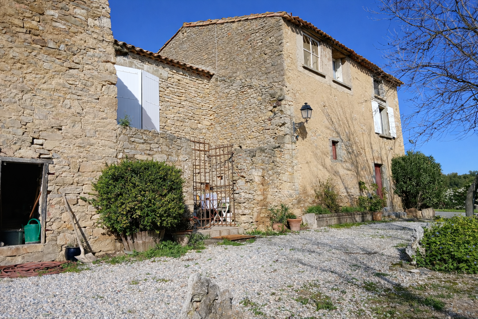 French property for sale in Cesseras, Hérault - €1,420,000 - photo 