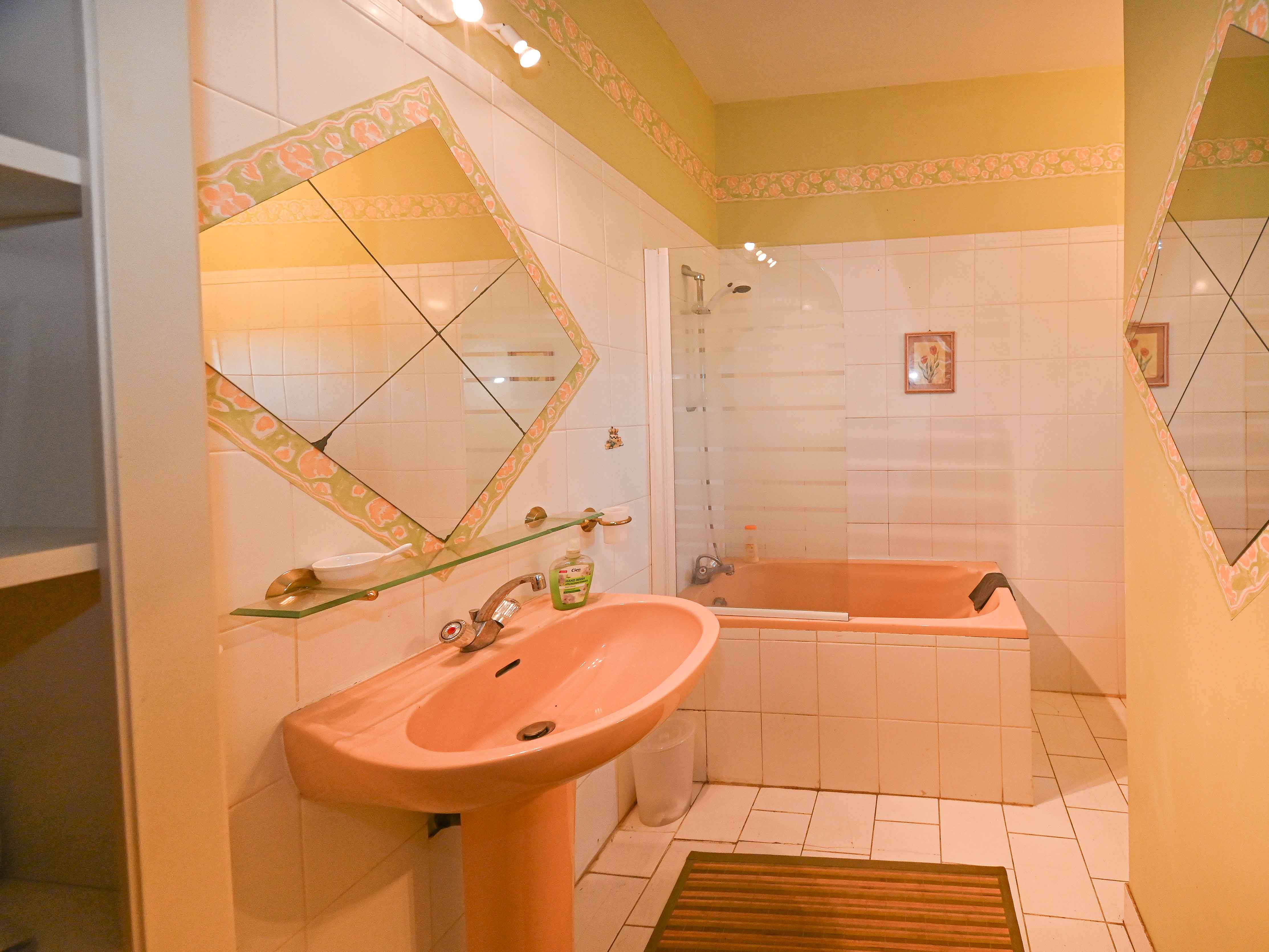 French property for sale in Lavernose-Lacasse, Haute-Garonne - €799,000 - photo 