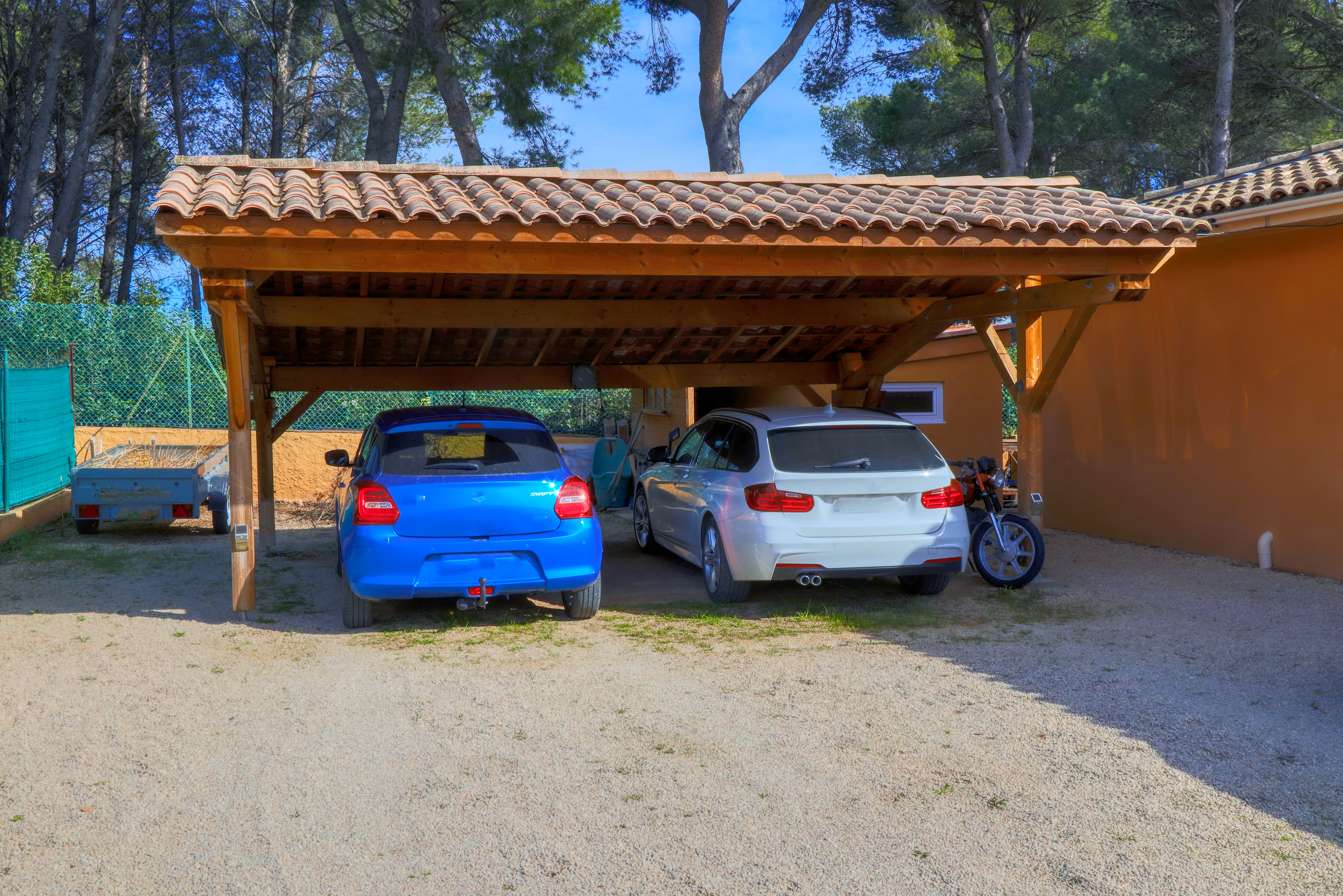 Propriété en France à vendre à Mérindol, Vaucluse - €695 000 - photo 