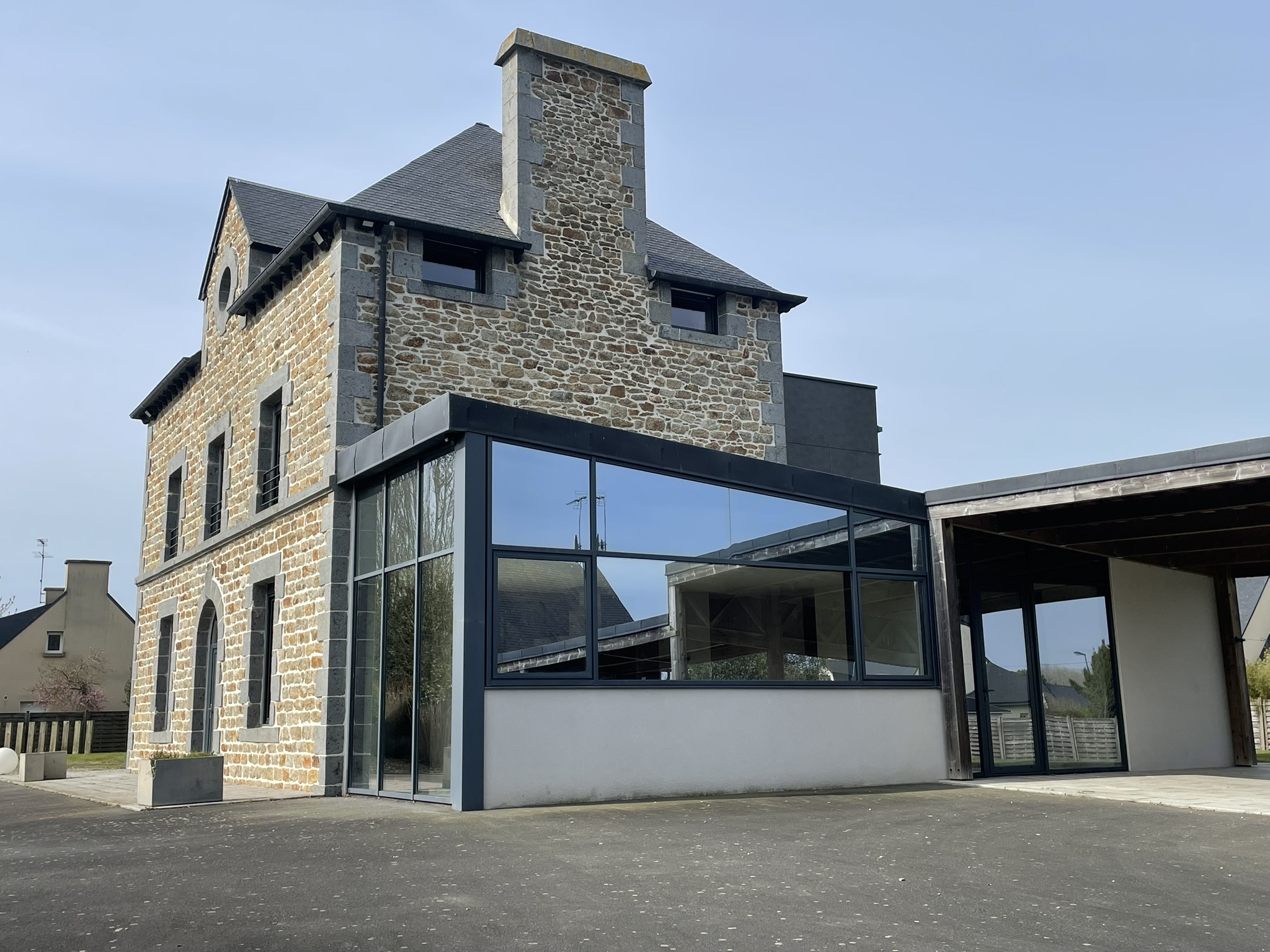 French property for sale in Lamballe-Armor, Côtes-d'Armor - €765,000 - photo 