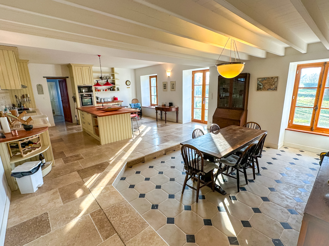 Propriété en France à vendre à Orglandes, Manche - €425 000 - photo 