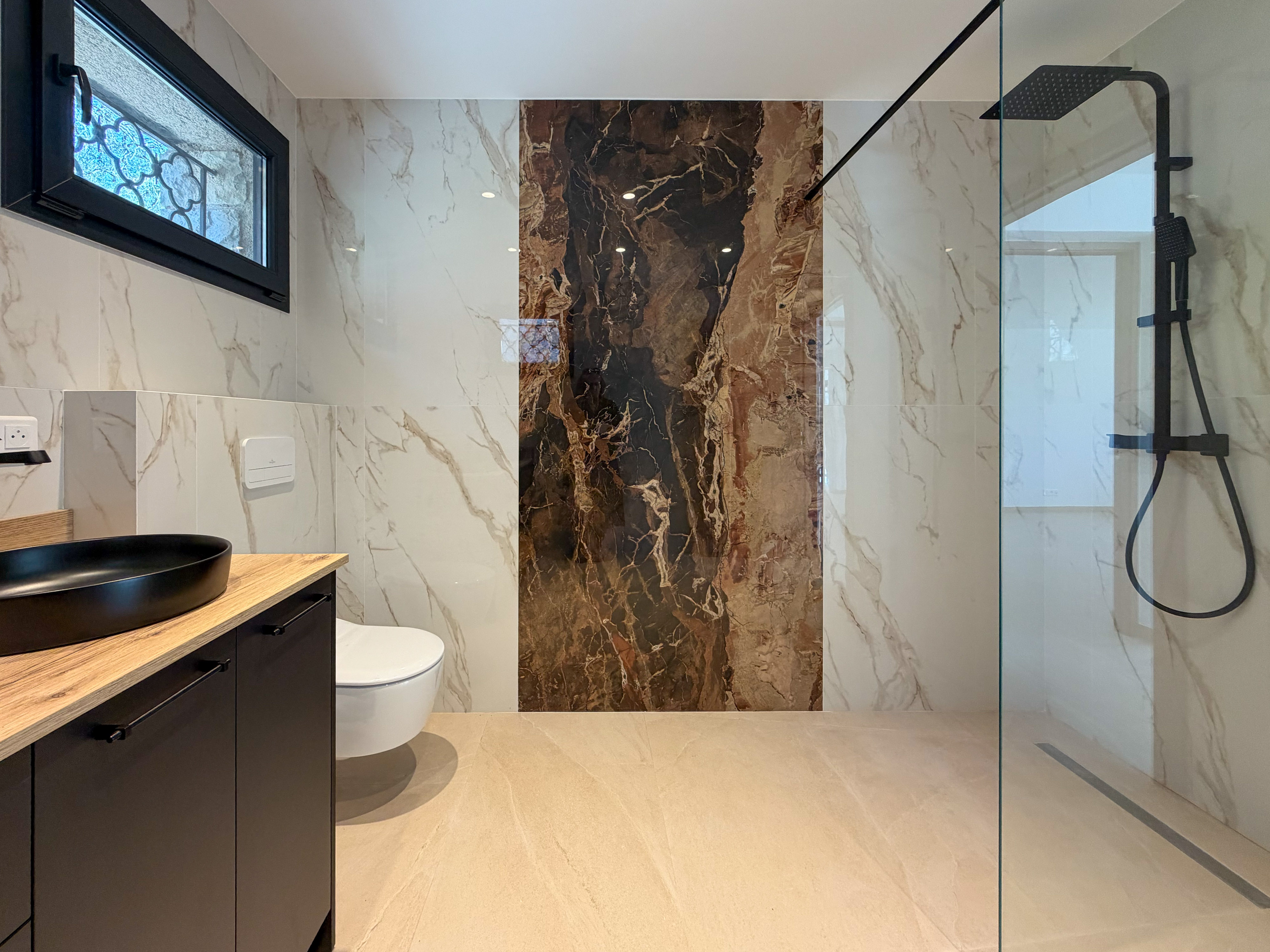 French property for sale in Le Tignet, Alpes-Maritimes - €1,990,000 - photo 