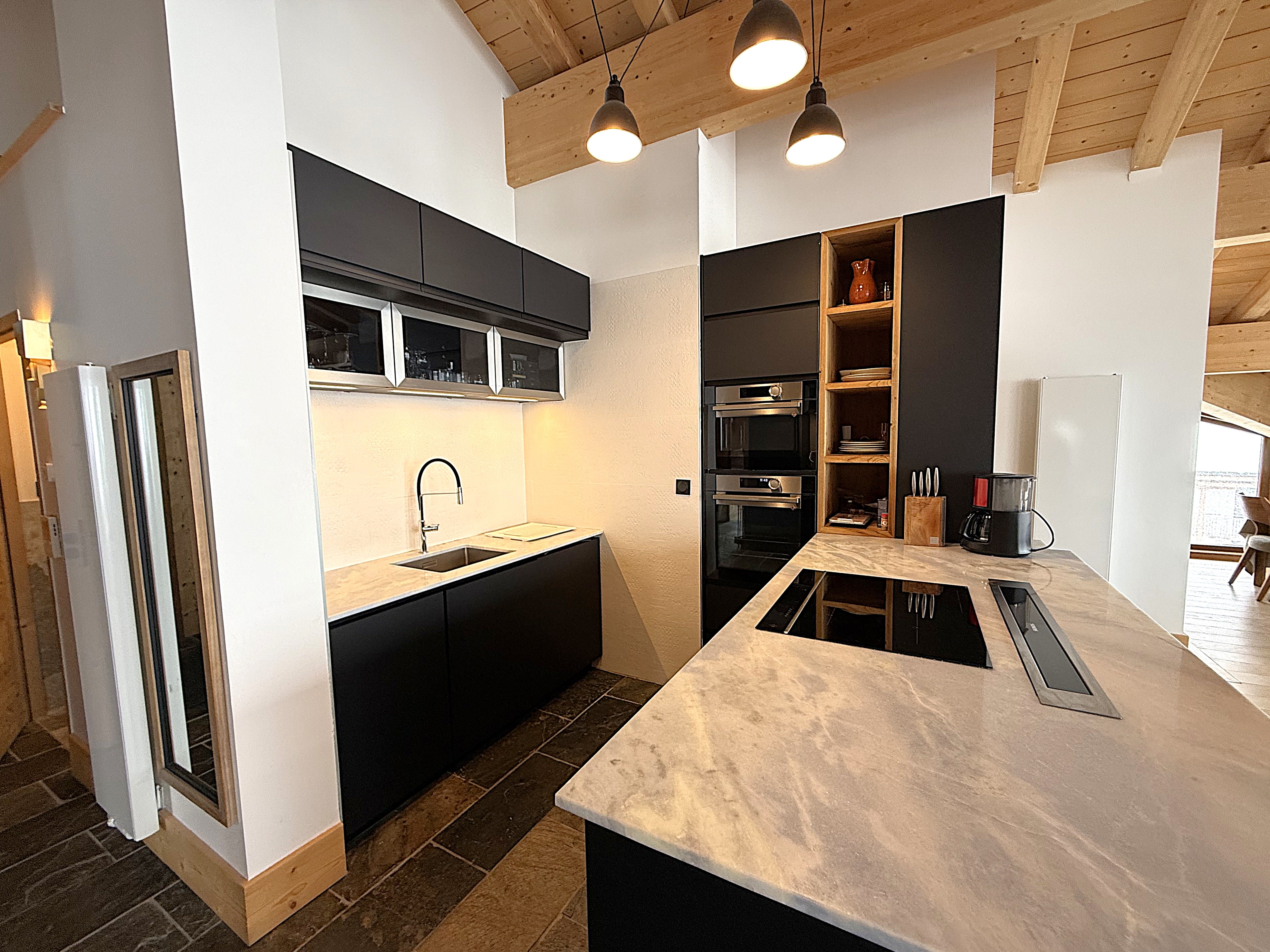 French property for sale in Montvalezan, Savoie - €1,995,000 - photo 