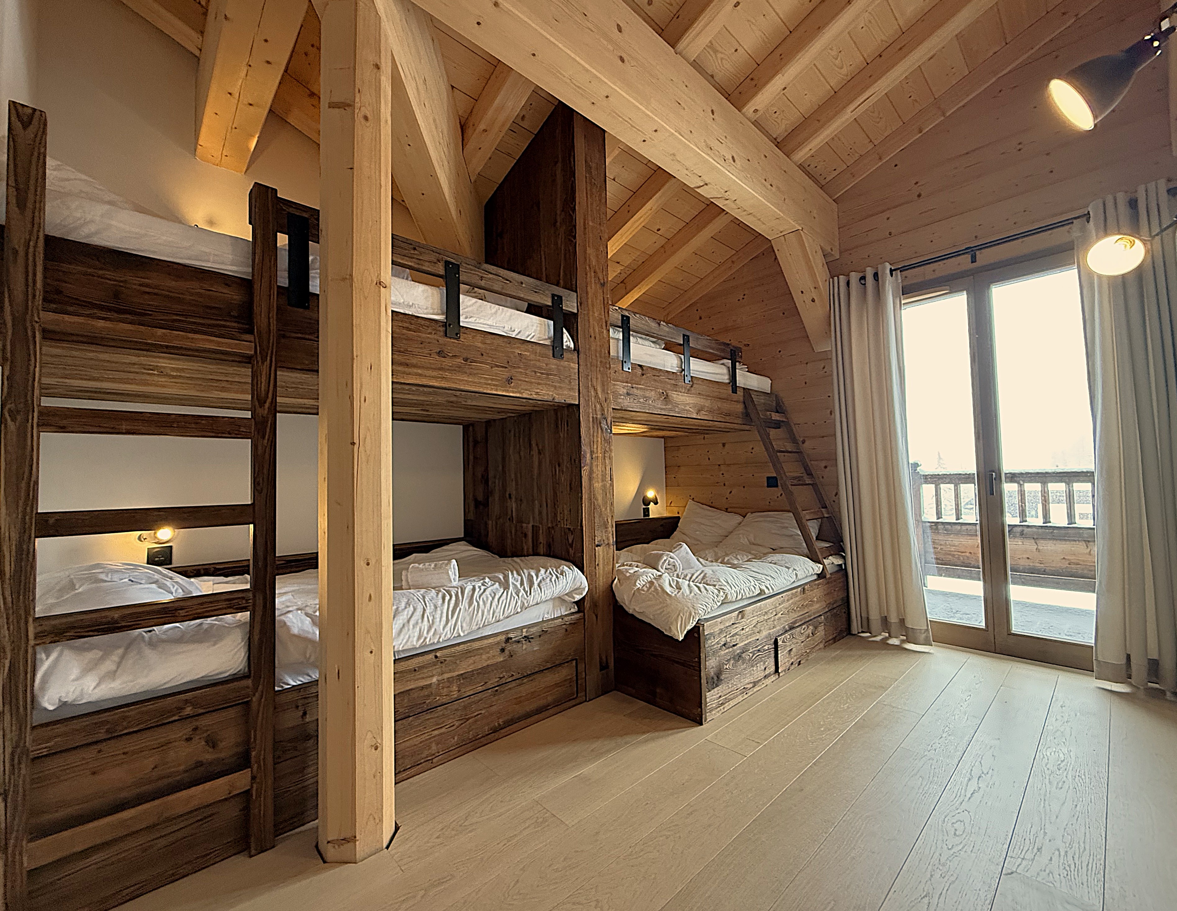 French property for sale in Montvalezan, Savoie - €1,995,000 - photo 