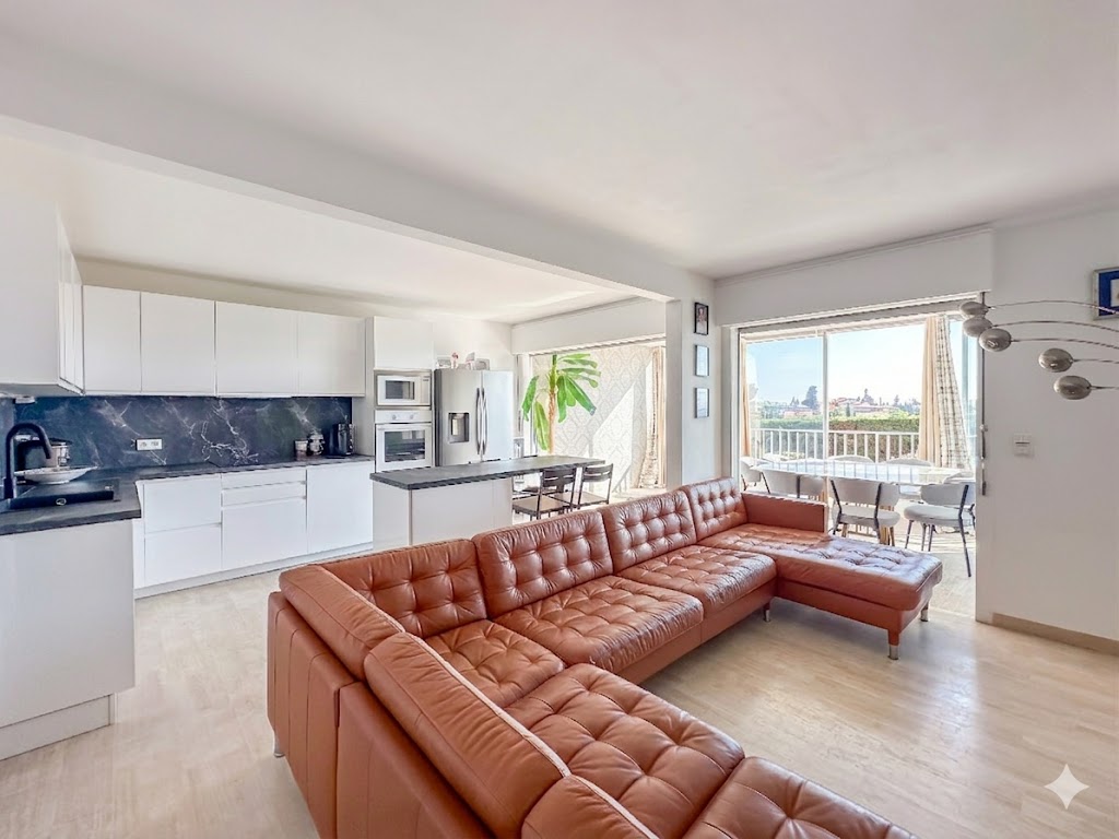 Propriété en France à vendre à Antibes, Alpes-Maritimes - €640 000 - photo 