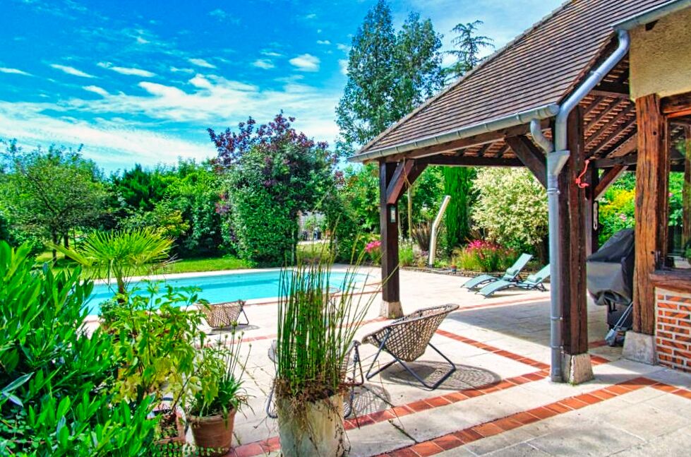 French property for sale in Blois, Loir-et-Cher - €590,000 - photo 