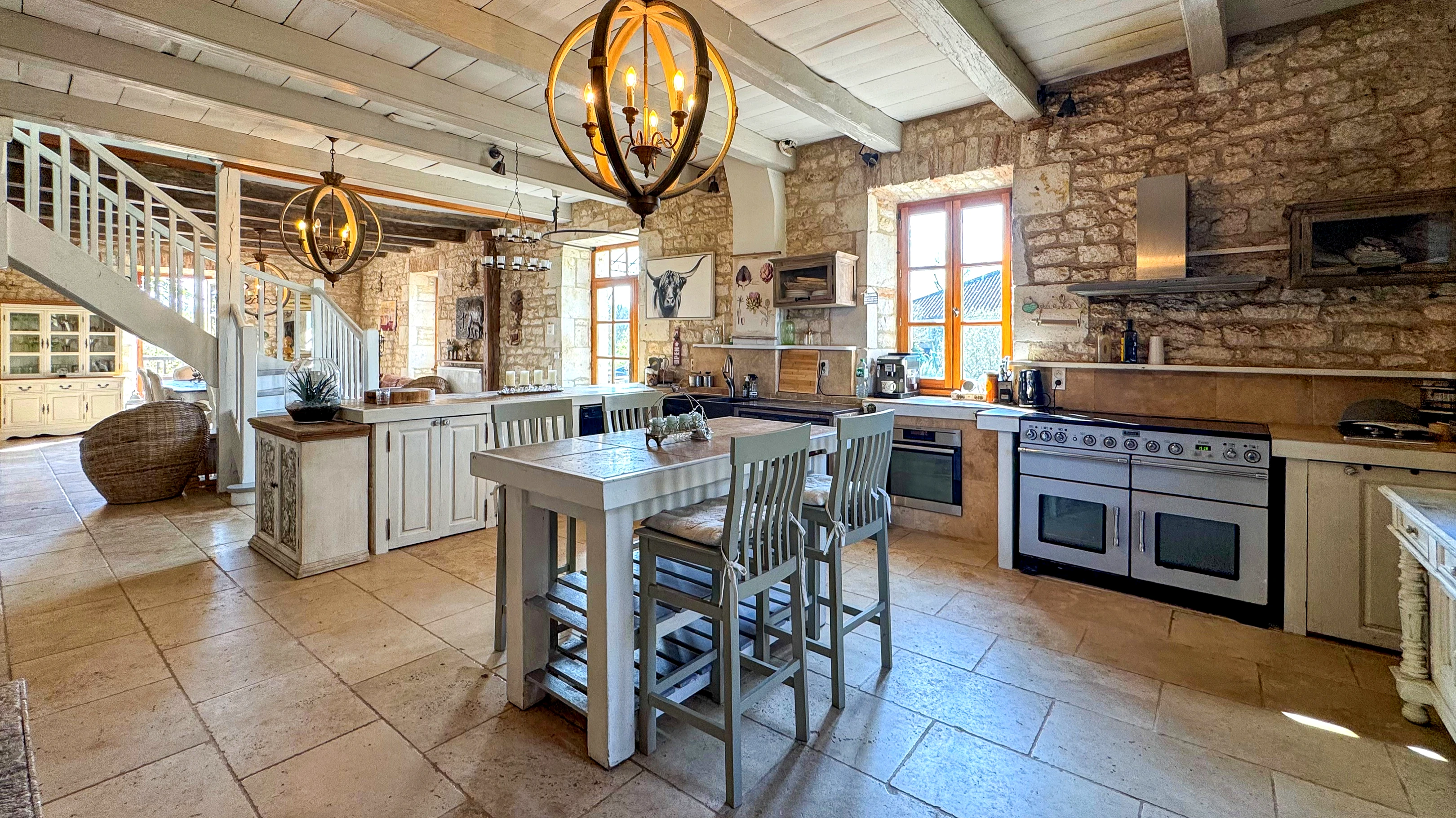 Propriété en France à vendre à Belvèze, Tarn-et-Garonne - €875 000 - photo 