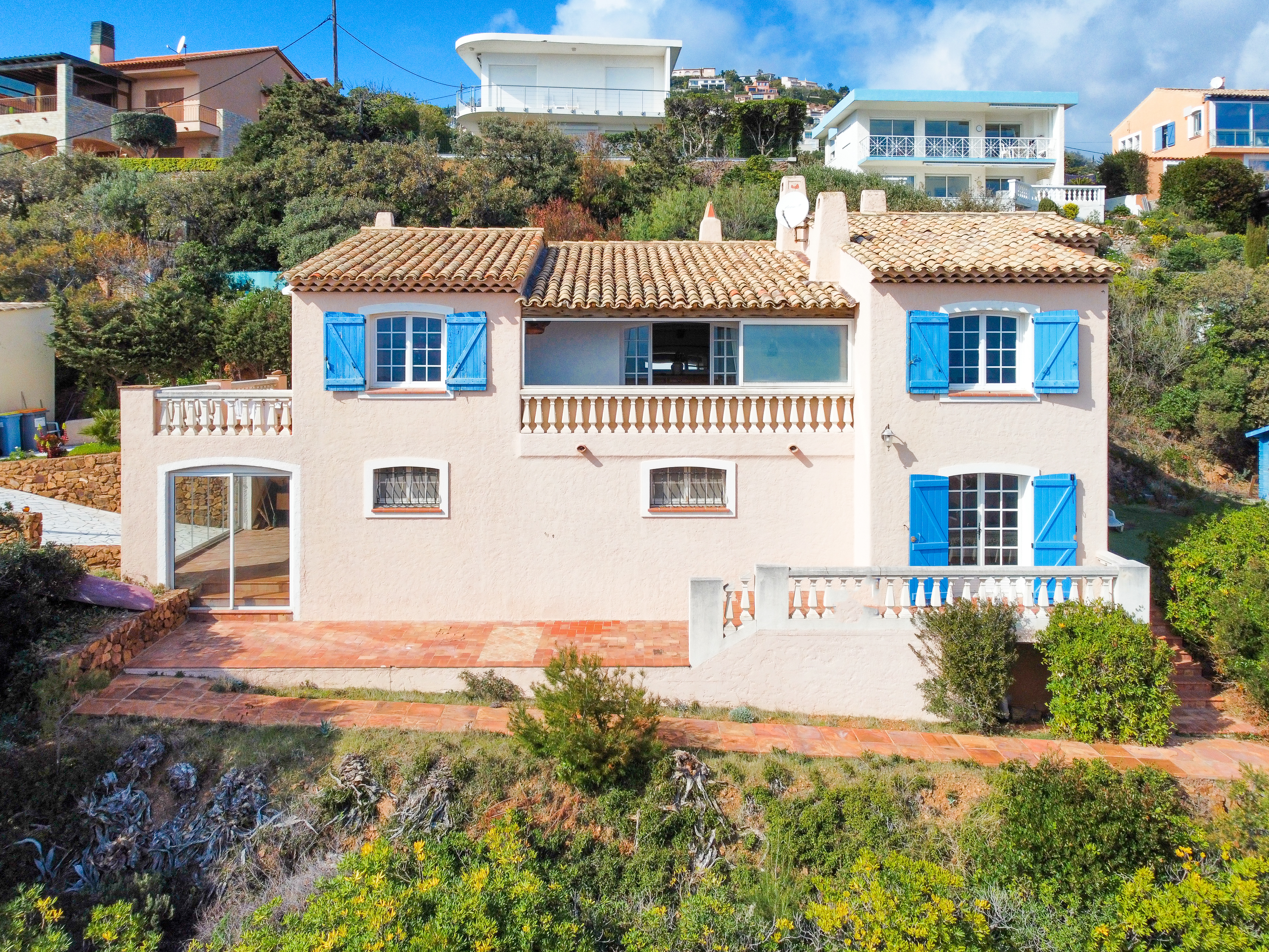 French property for sale in Saint-Raphaël, Var - €1,349,000 - photo 