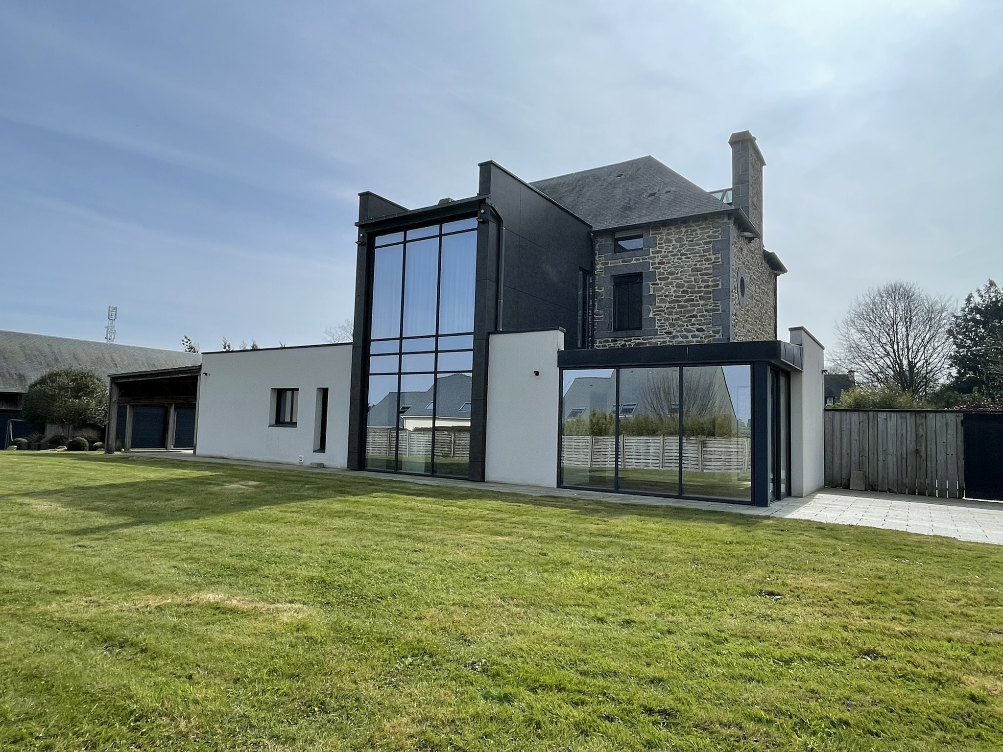 French property for sale in Lamballe-Armor, Côtes-d'Armor - €765,000 - photo 