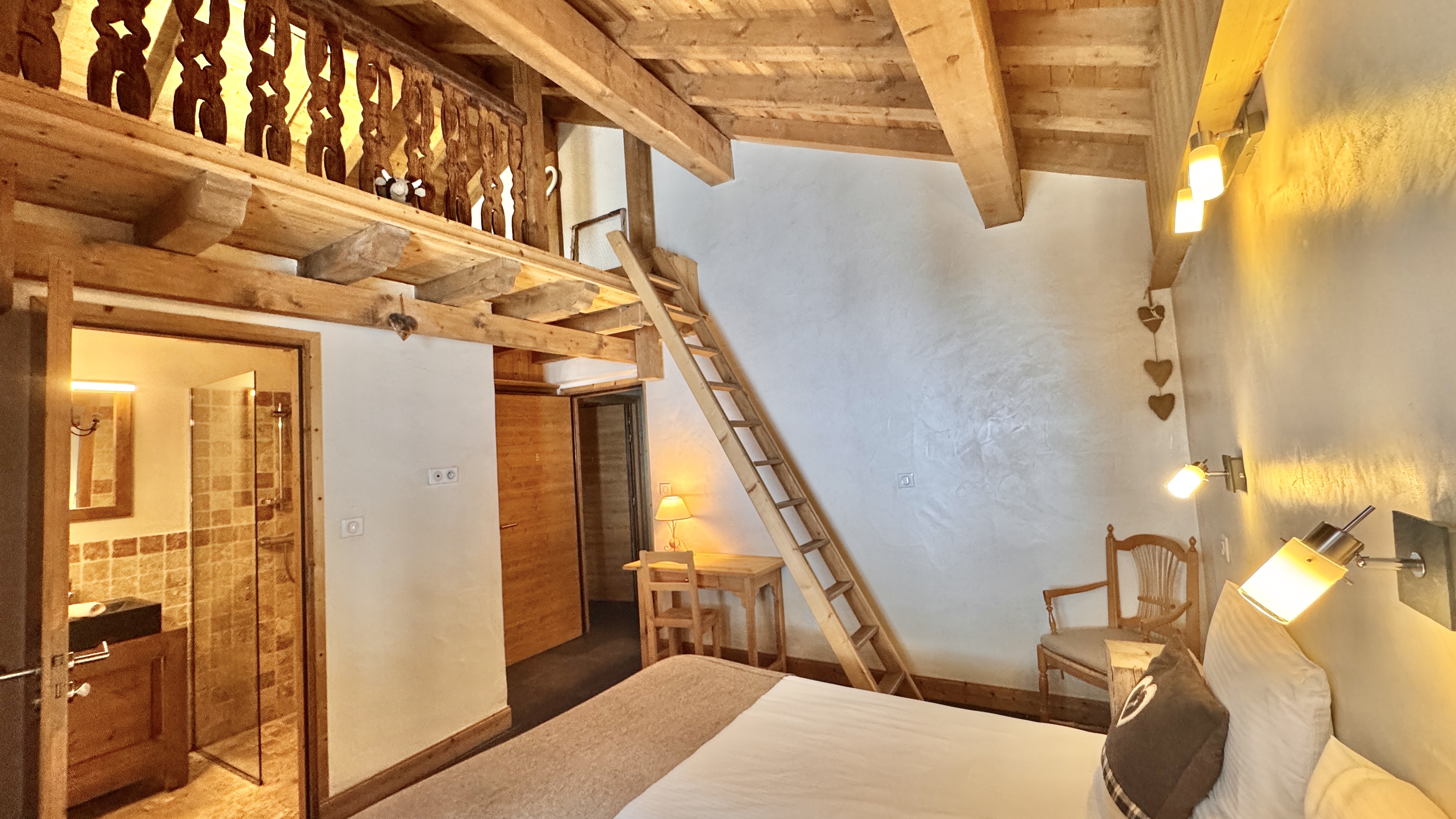 French property for sale in Champagny-en-Vanoise, Savoie - €2,500,000 - photo 