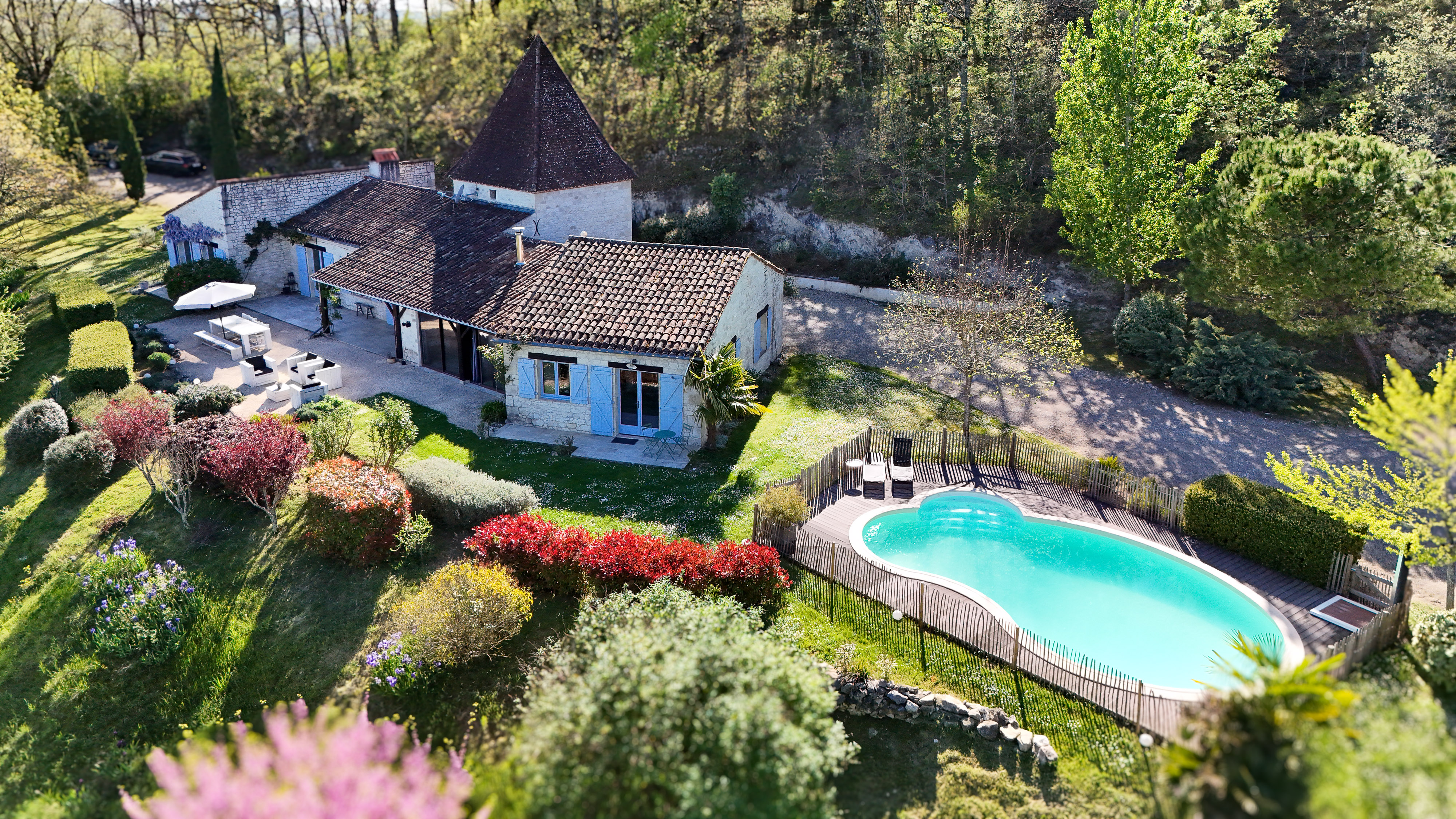 Propriété en France à vendre à Lendou-en-Quercy, Lot - €689 000 - photo 